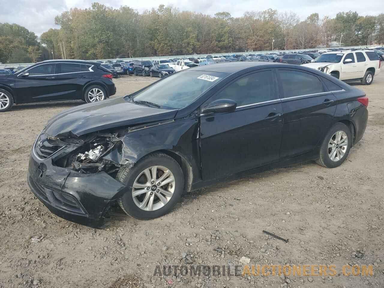 5NPEB4AC1BH026919 HYUNDAI SONATA 2011