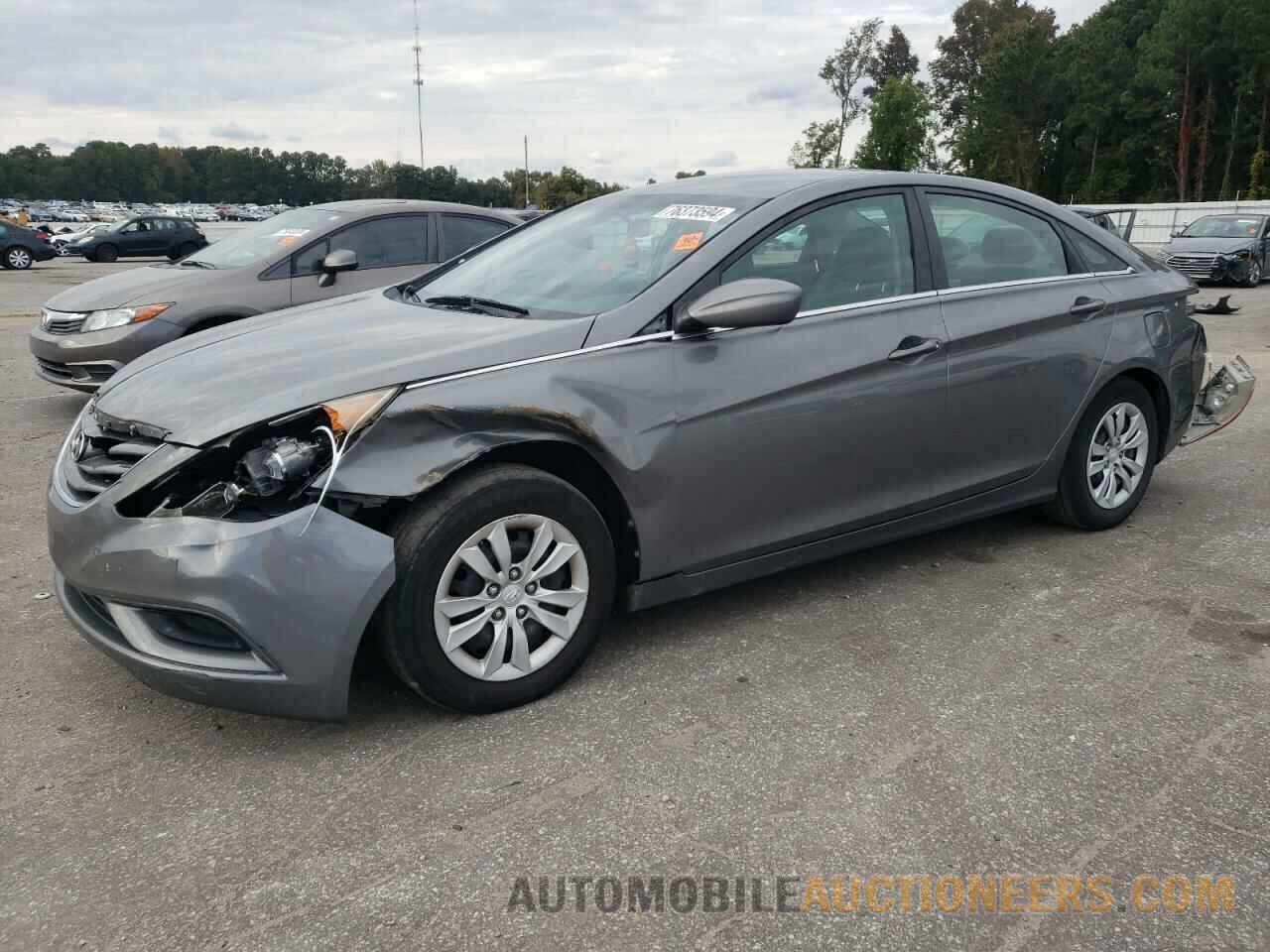 5NPEB4AC1BH067227 HYUNDAI SONATA 2011