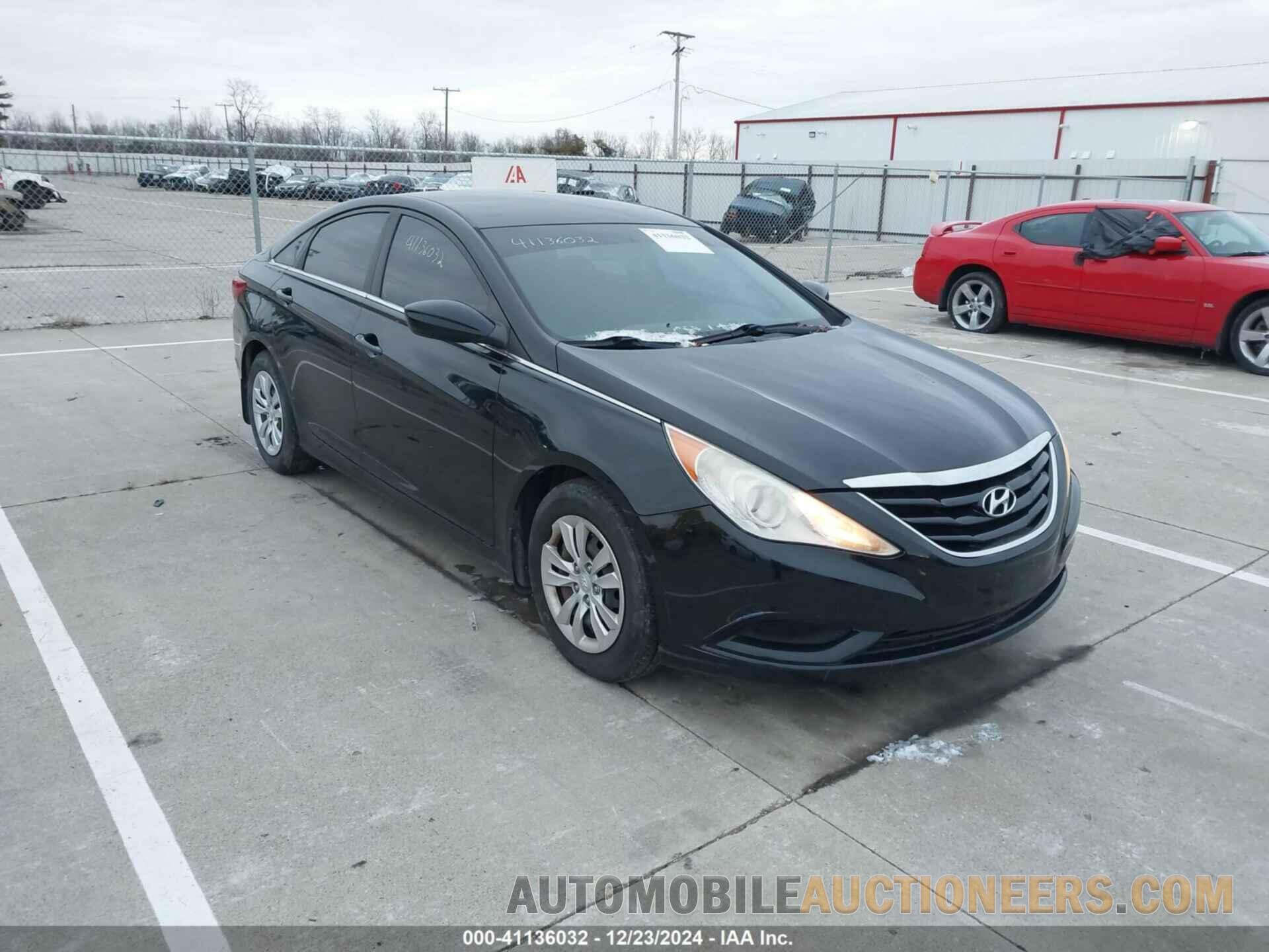 5NPEB4AC1BH144078 HYUNDAI SONATA 2011