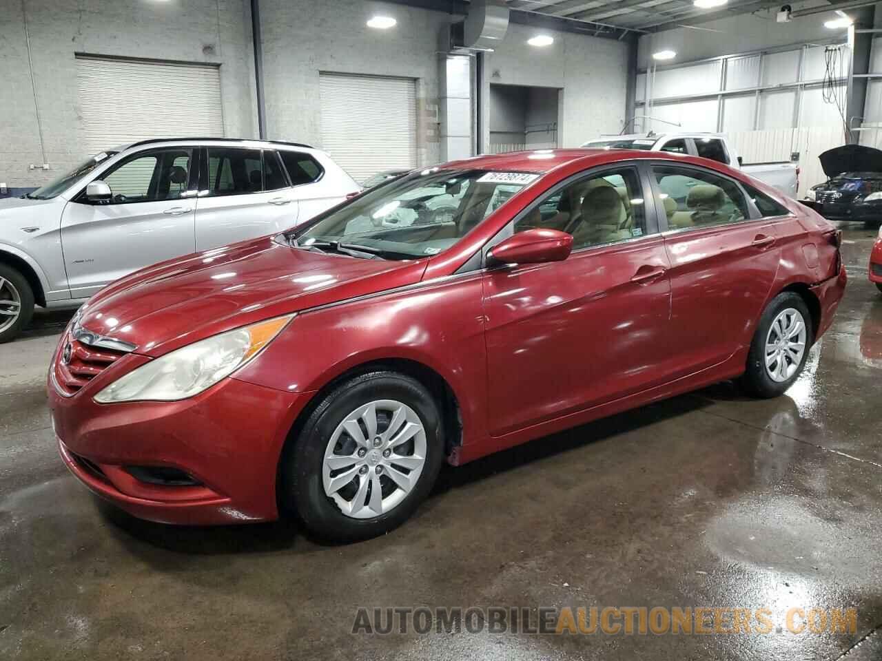 5NPEB4AC1BH185326 HYUNDAI SONATA 2011