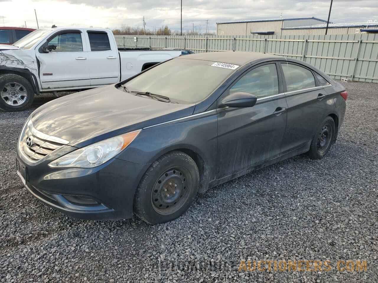 5NPEB4AC1BH218132 HYUNDAI SONATA 2011