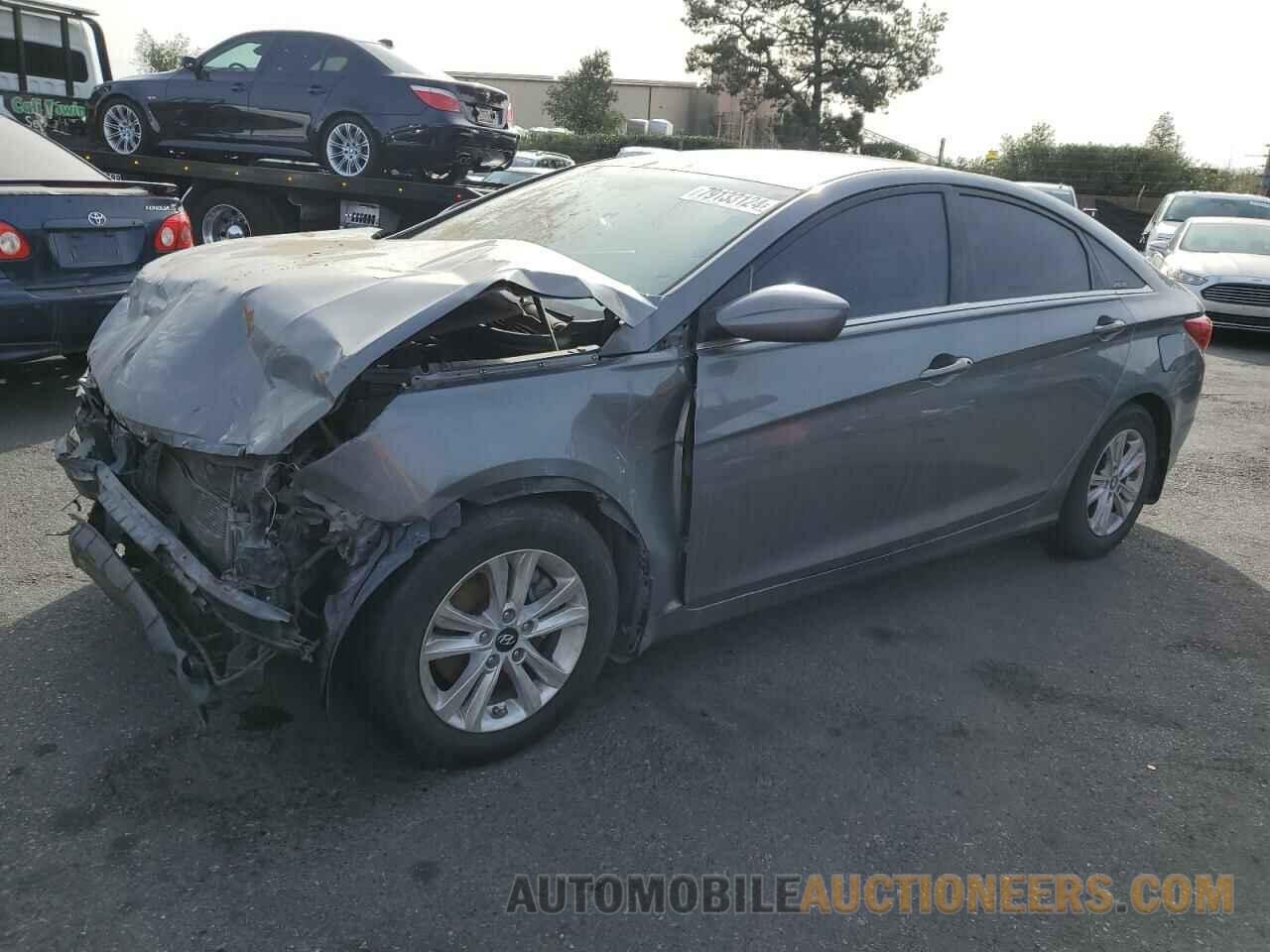 5NPEB4AC1BH231155 HYUNDAI SONATA 2011