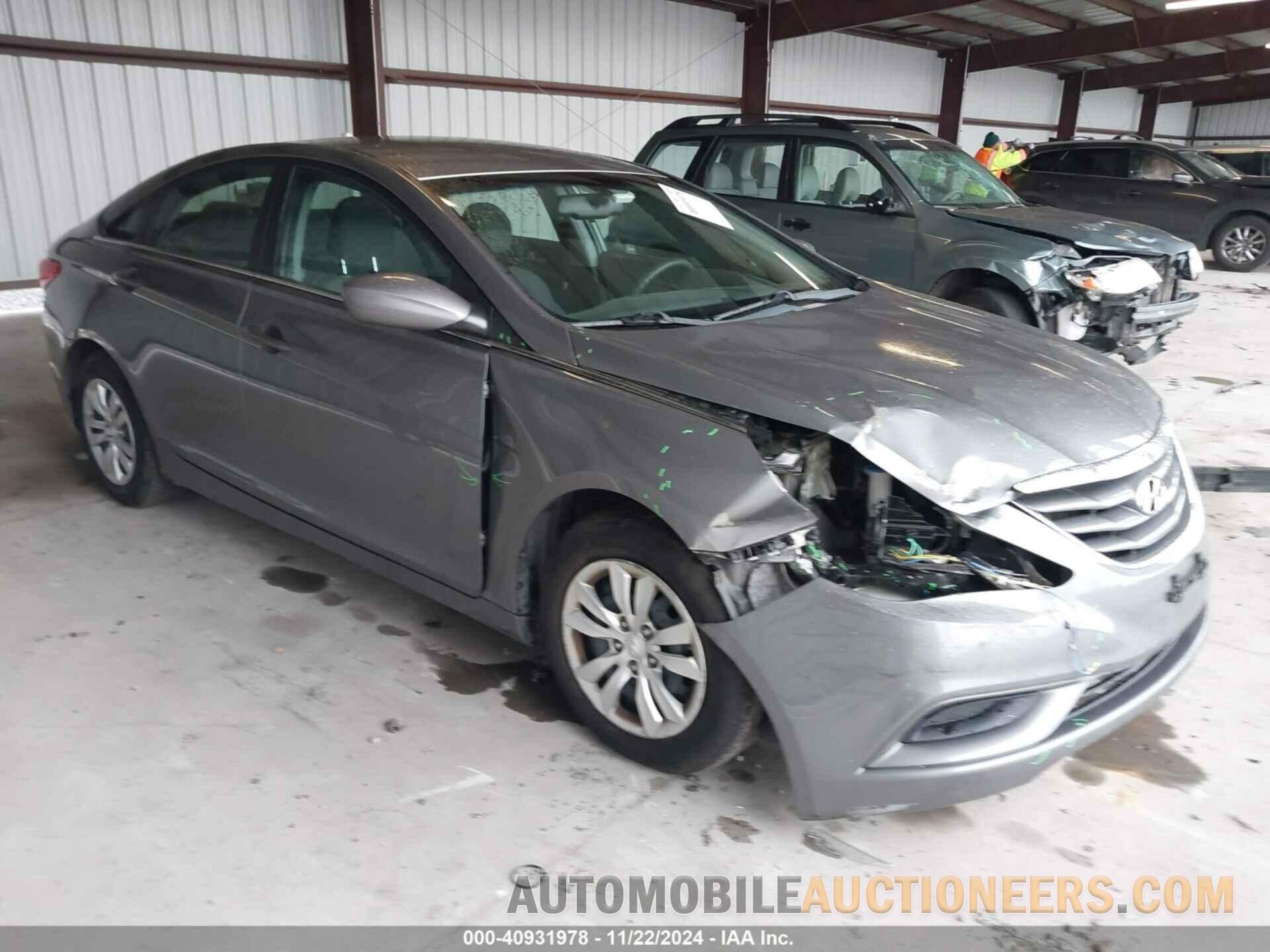 5NPEB4AC1CH308883 HYUNDAI SONATA 2012