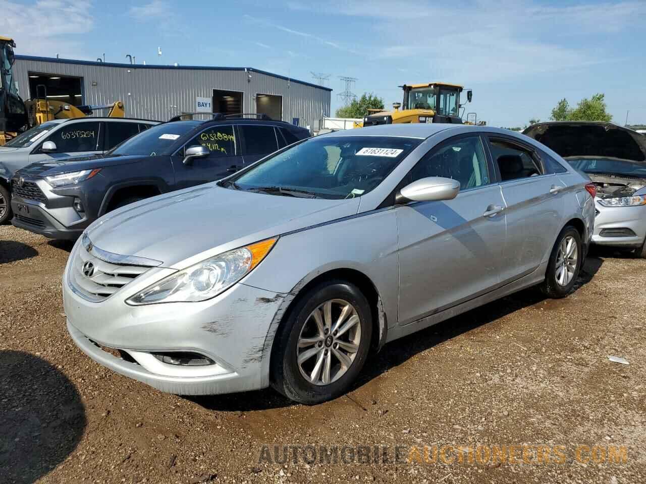 5NPEB4AC1CH434208 HYUNDAI SONATA 2012