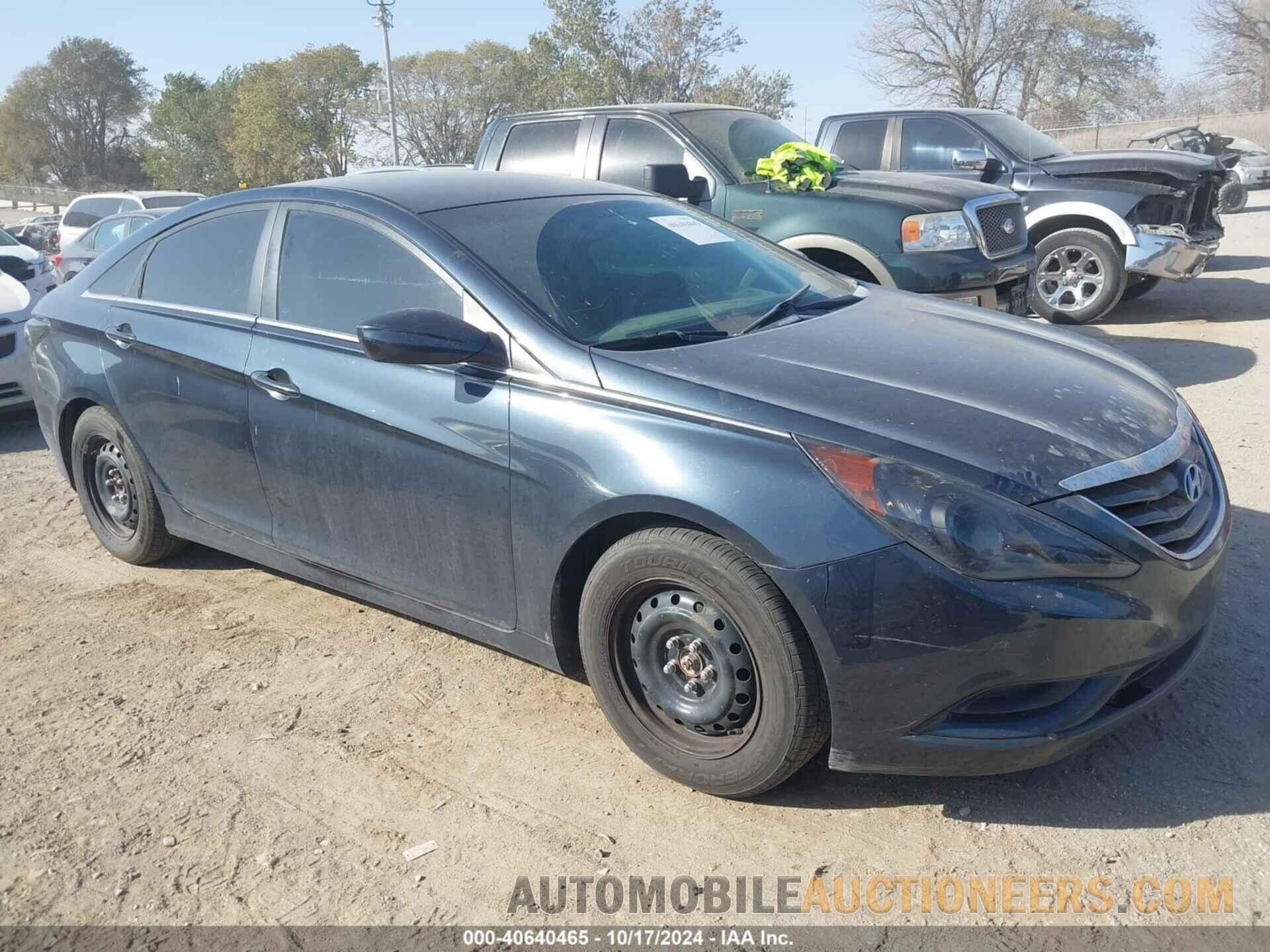 5NPEB4AC1CH476166 HYUNDAI SONATA 2012