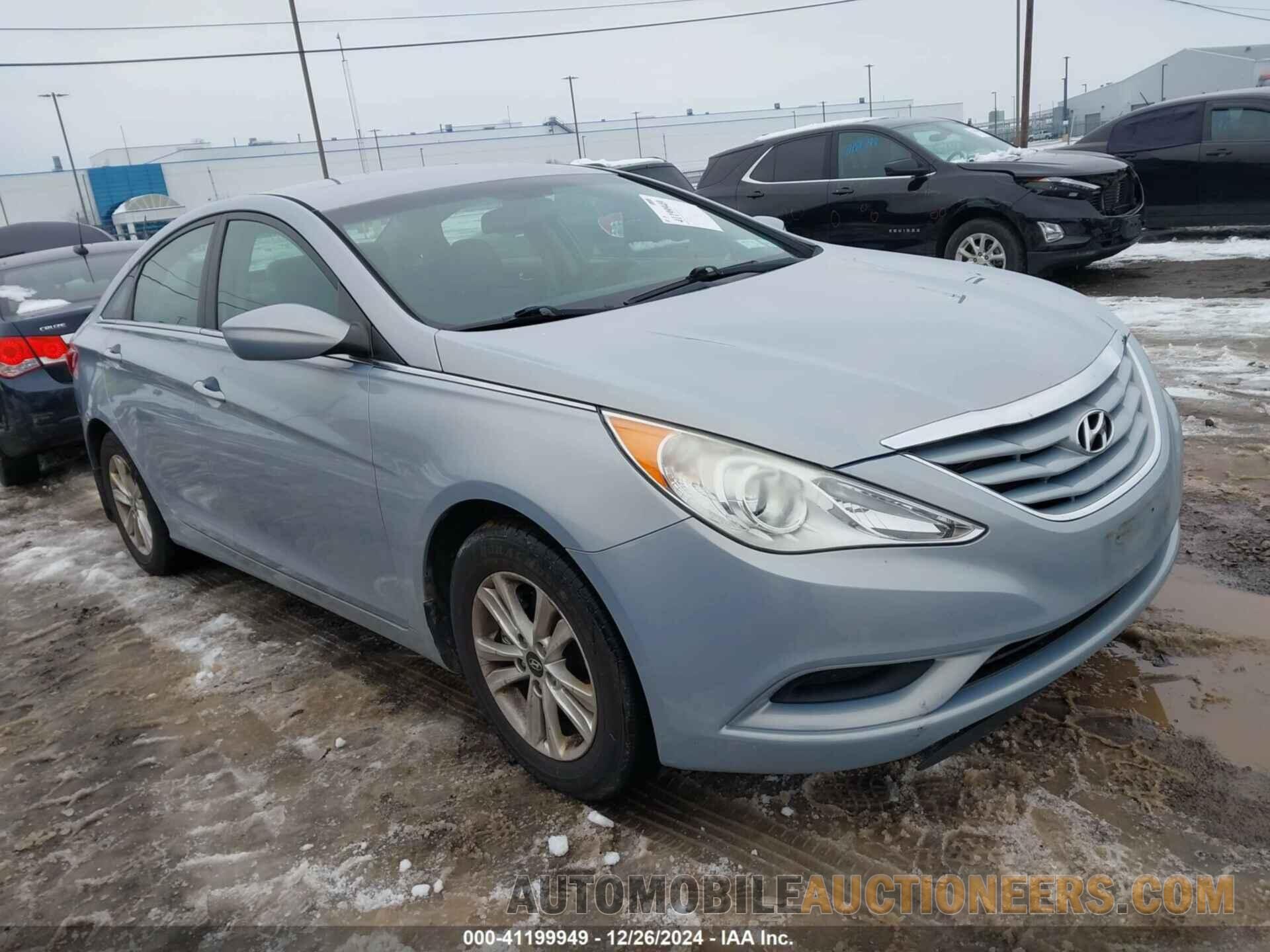 5NPEB4AC1CH498779 HYUNDAI SONATA 2012