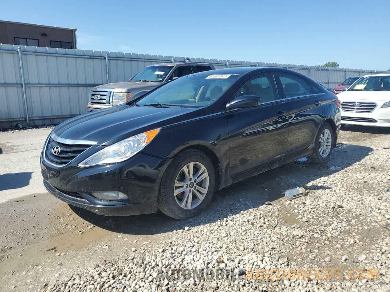 5NPEB4AC1DH586653 HYUNDAI SONATA 2013