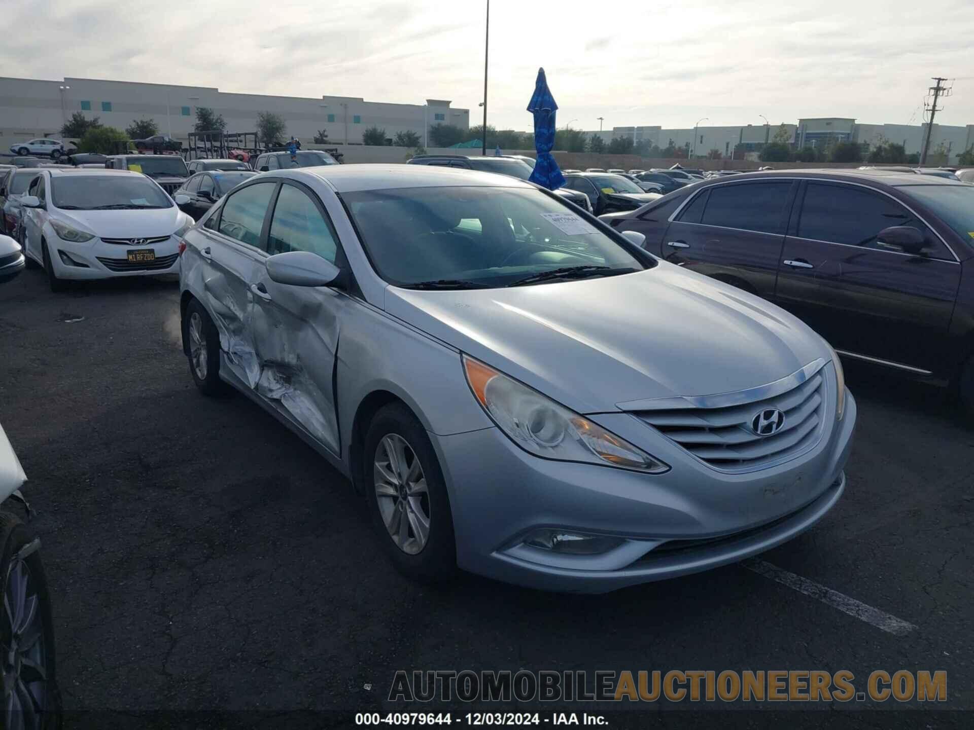 5NPEB4AC1DH602219 HYUNDAI SONATA 2013