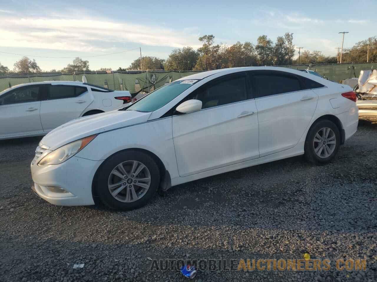 5NPEB4AC1DH658838 HYUNDAI SONATA 2013