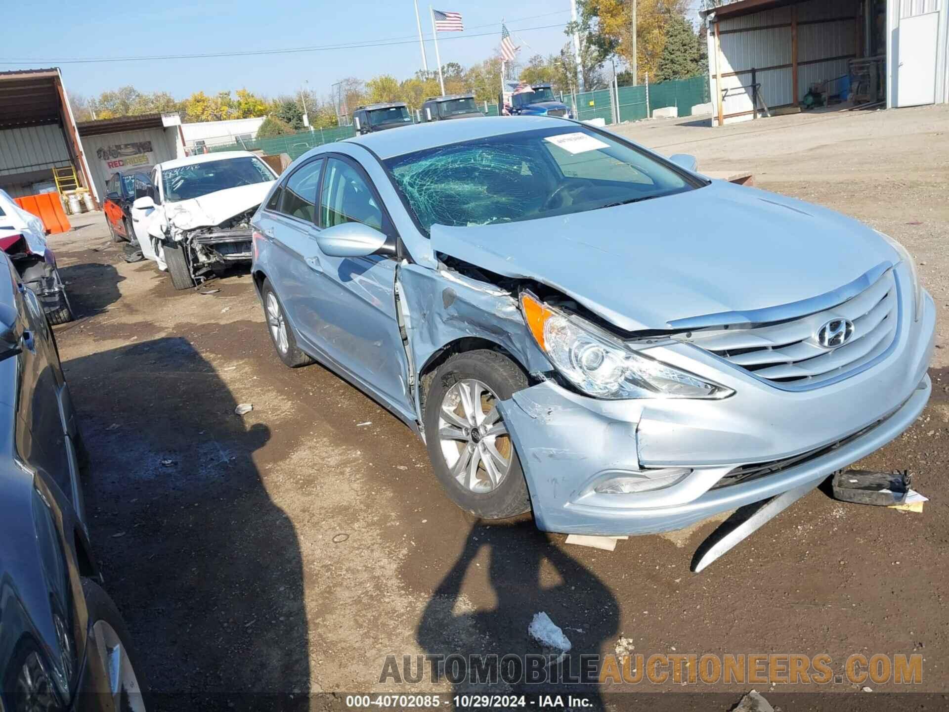 5NPEB4AC1DH756865 HYUNDAI SONATA 2013