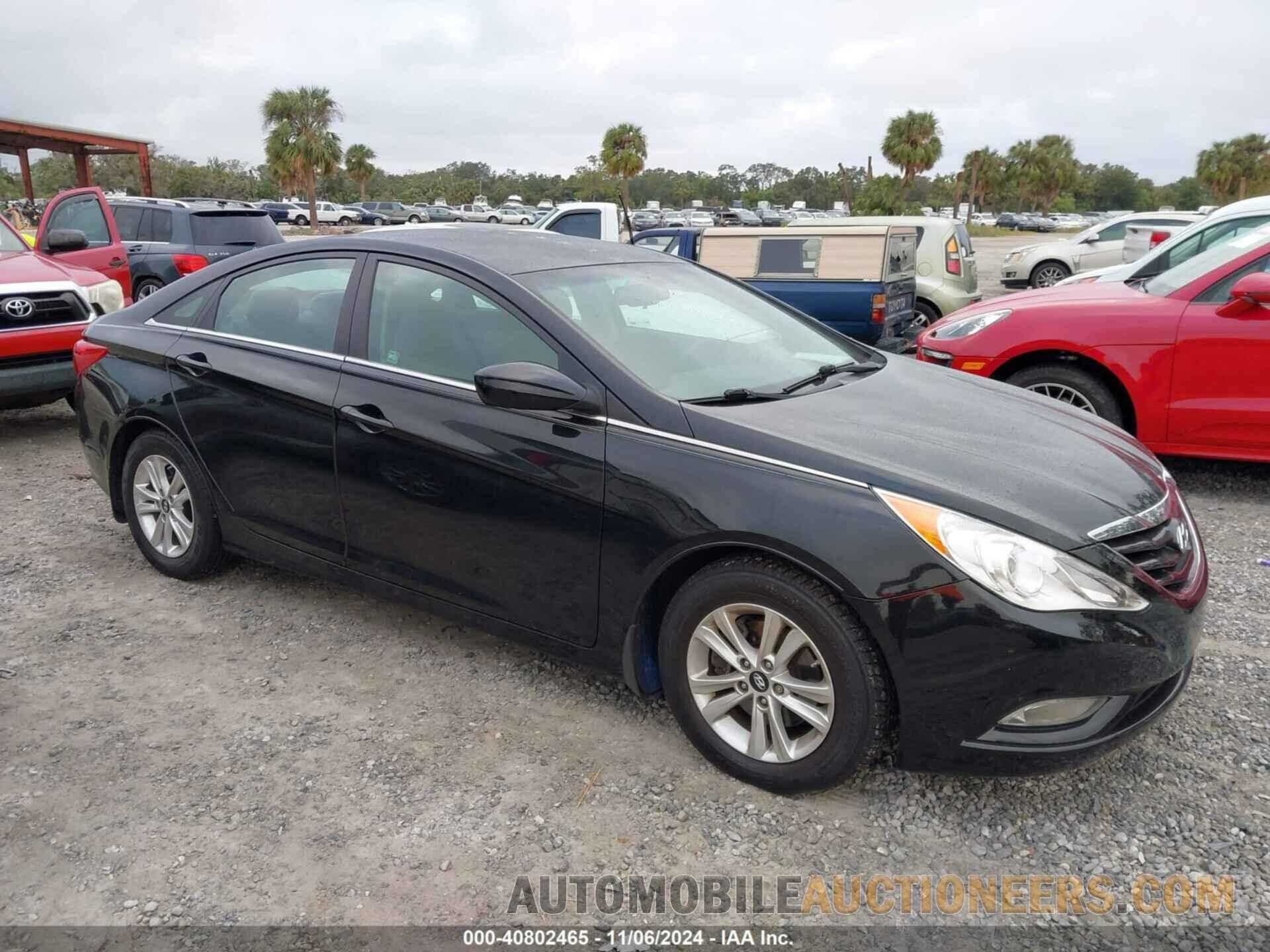 5NPEB4AC1DH807118 HYUNDAI SONATA 2013