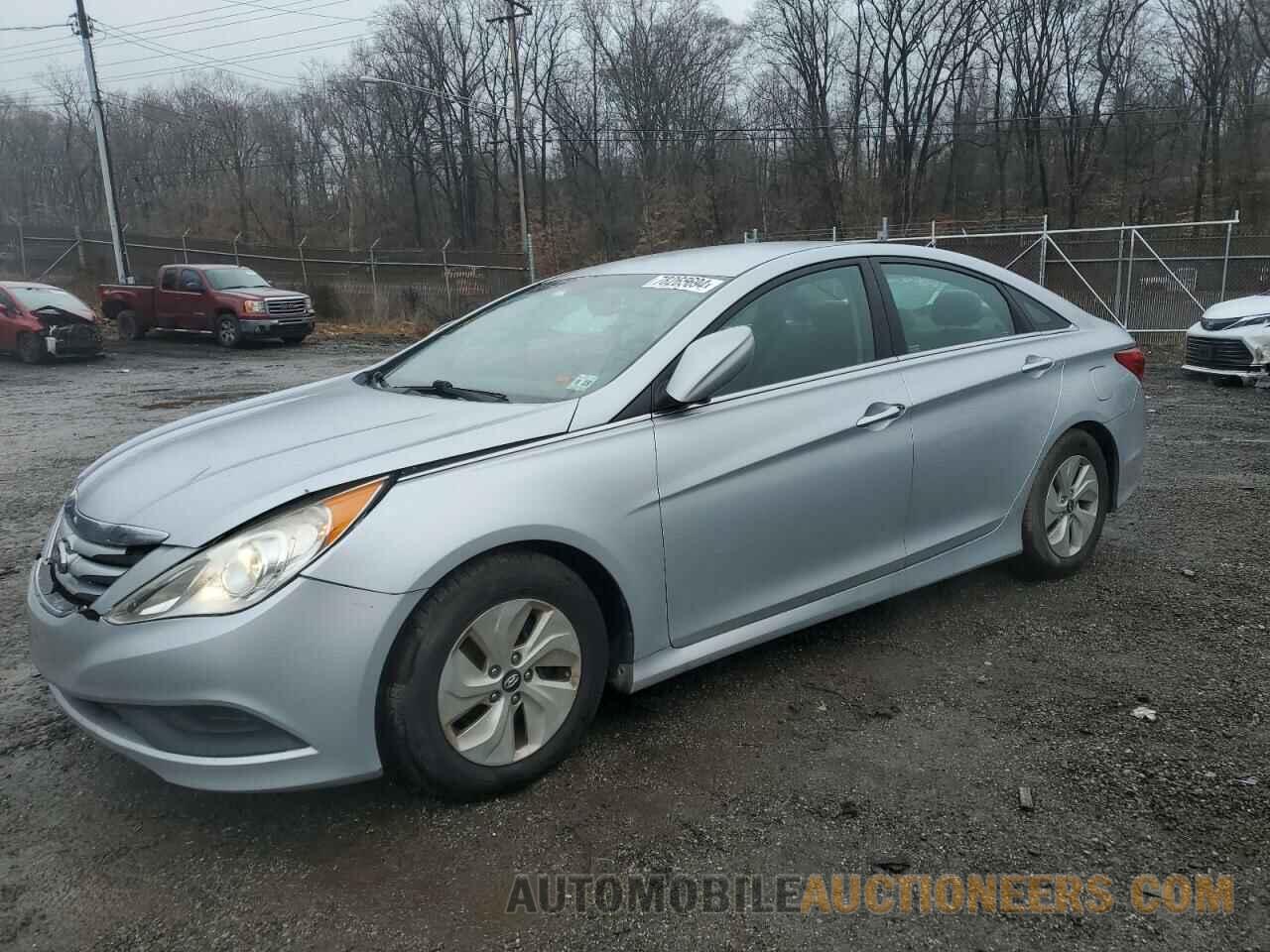 5NPEB4AC1EH816760 HYUNDAI SONATA 2014