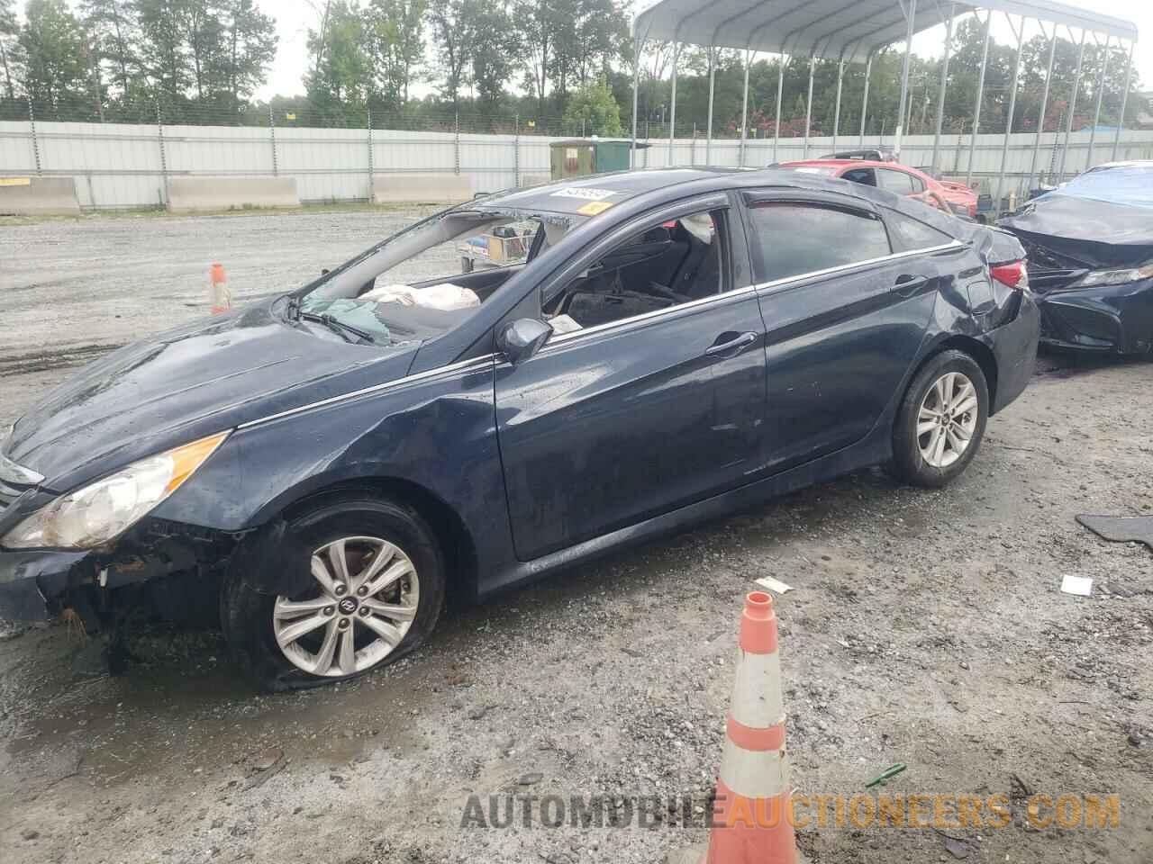 5NPEB4AC1EH891572 HYUNDAI SONATA 2014