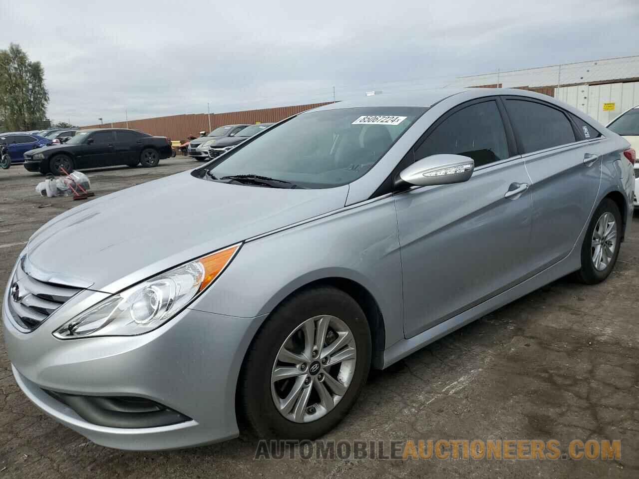 5NPEB4AC1EH928085 HYUNDAI SONATA 2014