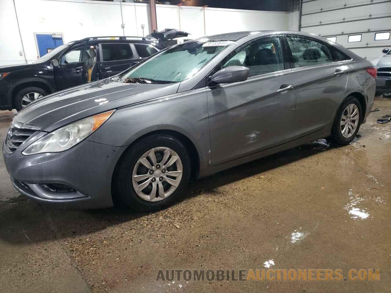 5NPEB4AC2BH068791 HYUNDAI SONATA 2011