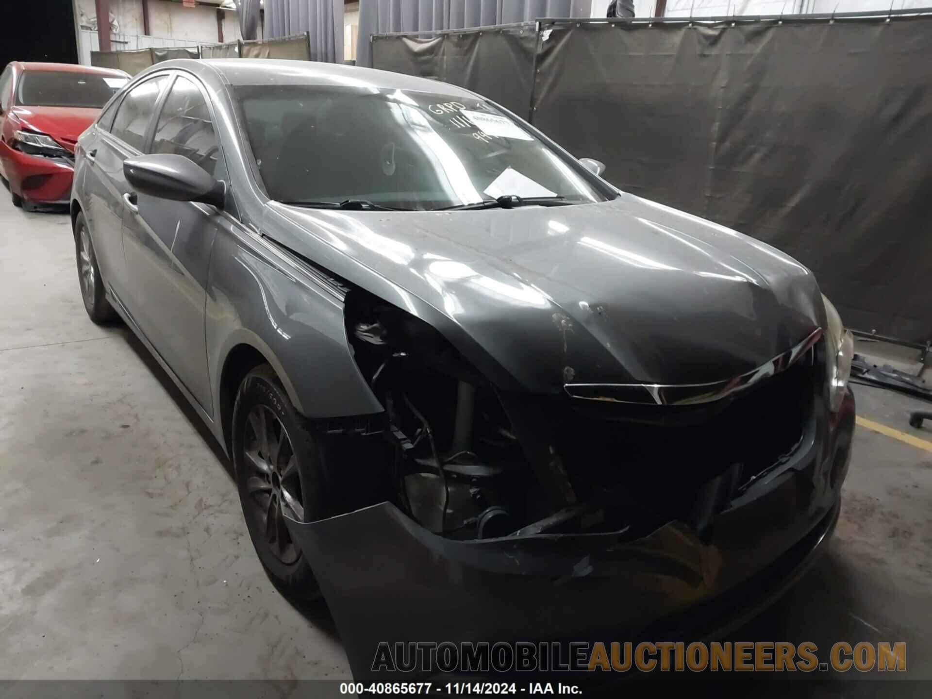 5NPEB4AC2BH189997 HYUNDAI SONATA 2011