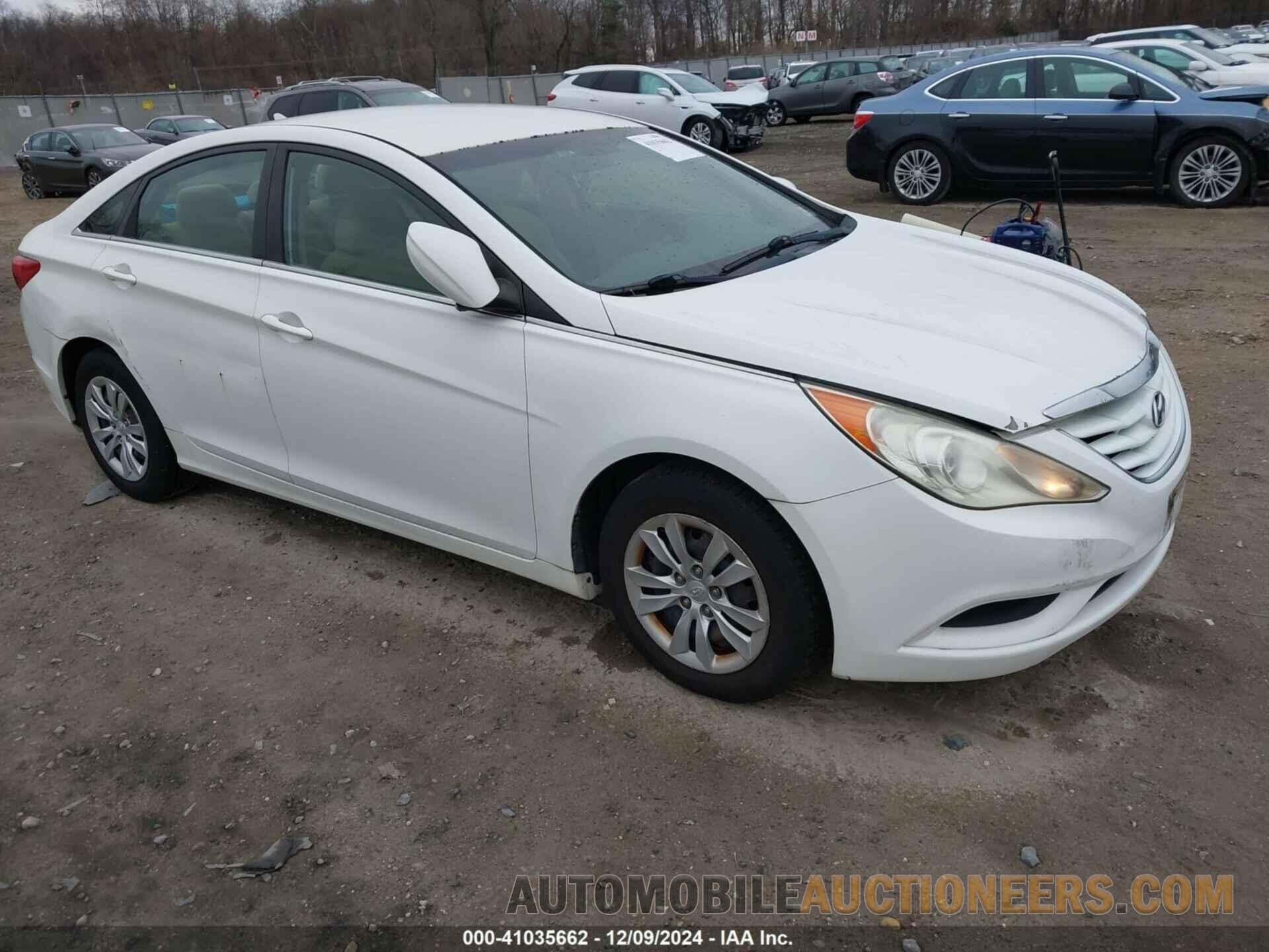 5NPEB4AC2BH244867 HYUNDAI SONATA 2011