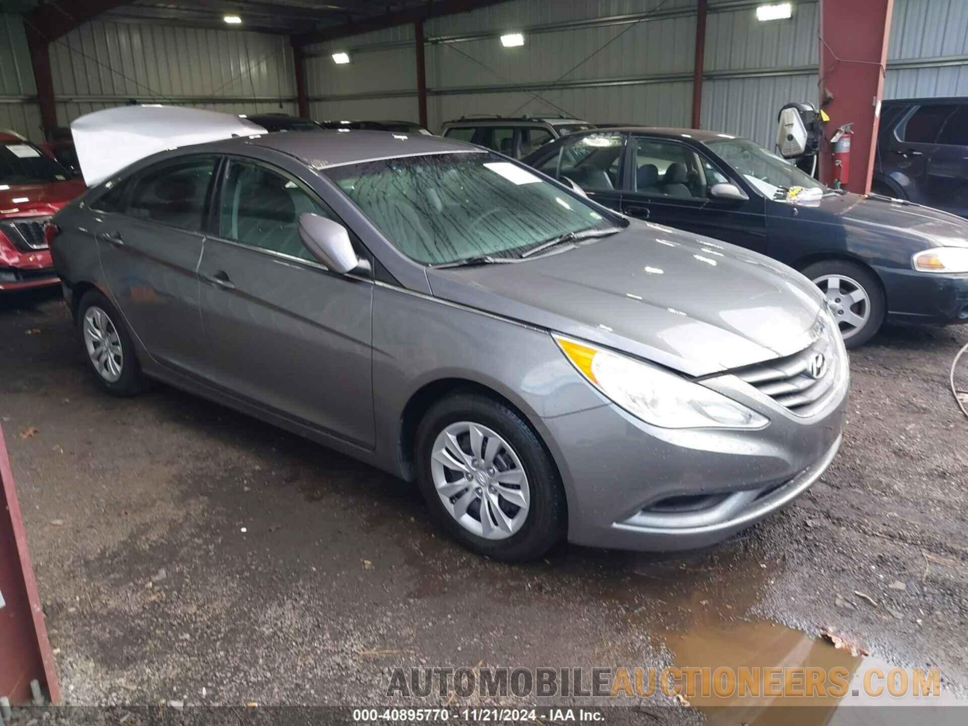 5NPEB4AC2CH402223 HYUNDAI SONATA 2012