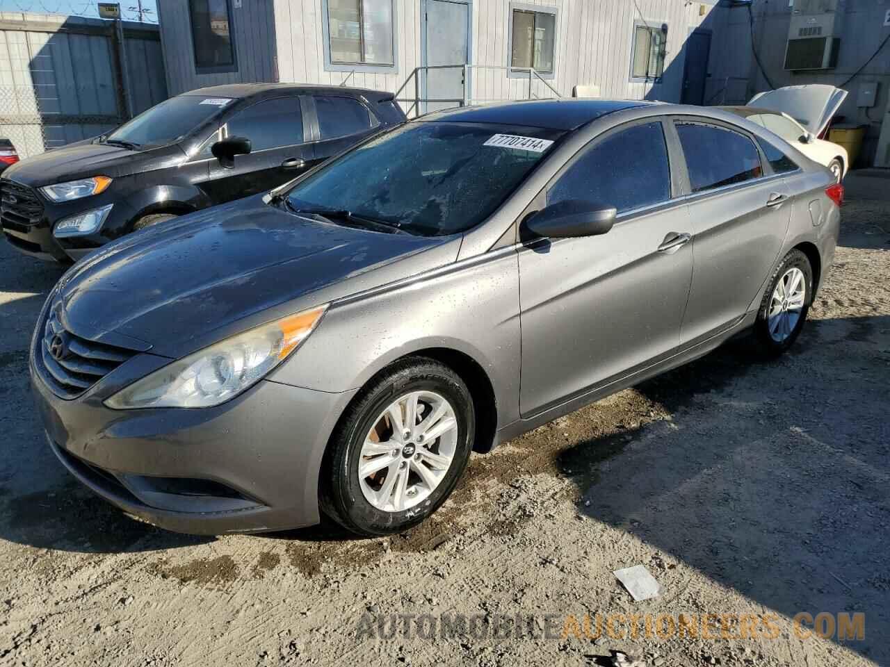 5NPEB4AC2CH405252 HYUNDAI SONATA 2012