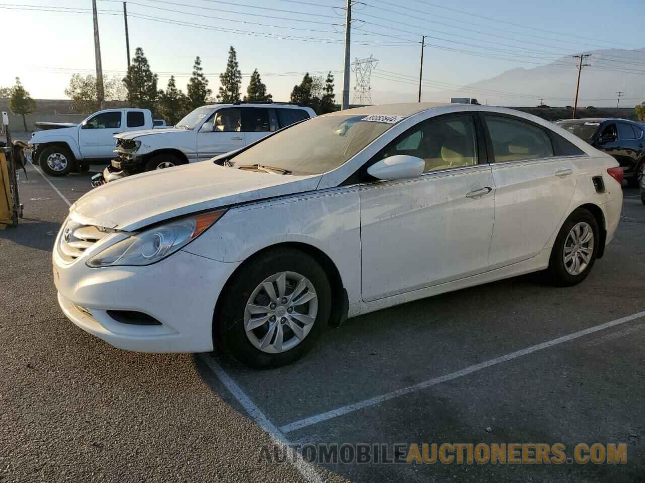 5NPEB4AC2CH463619 HYUNDAI SONATA 2012