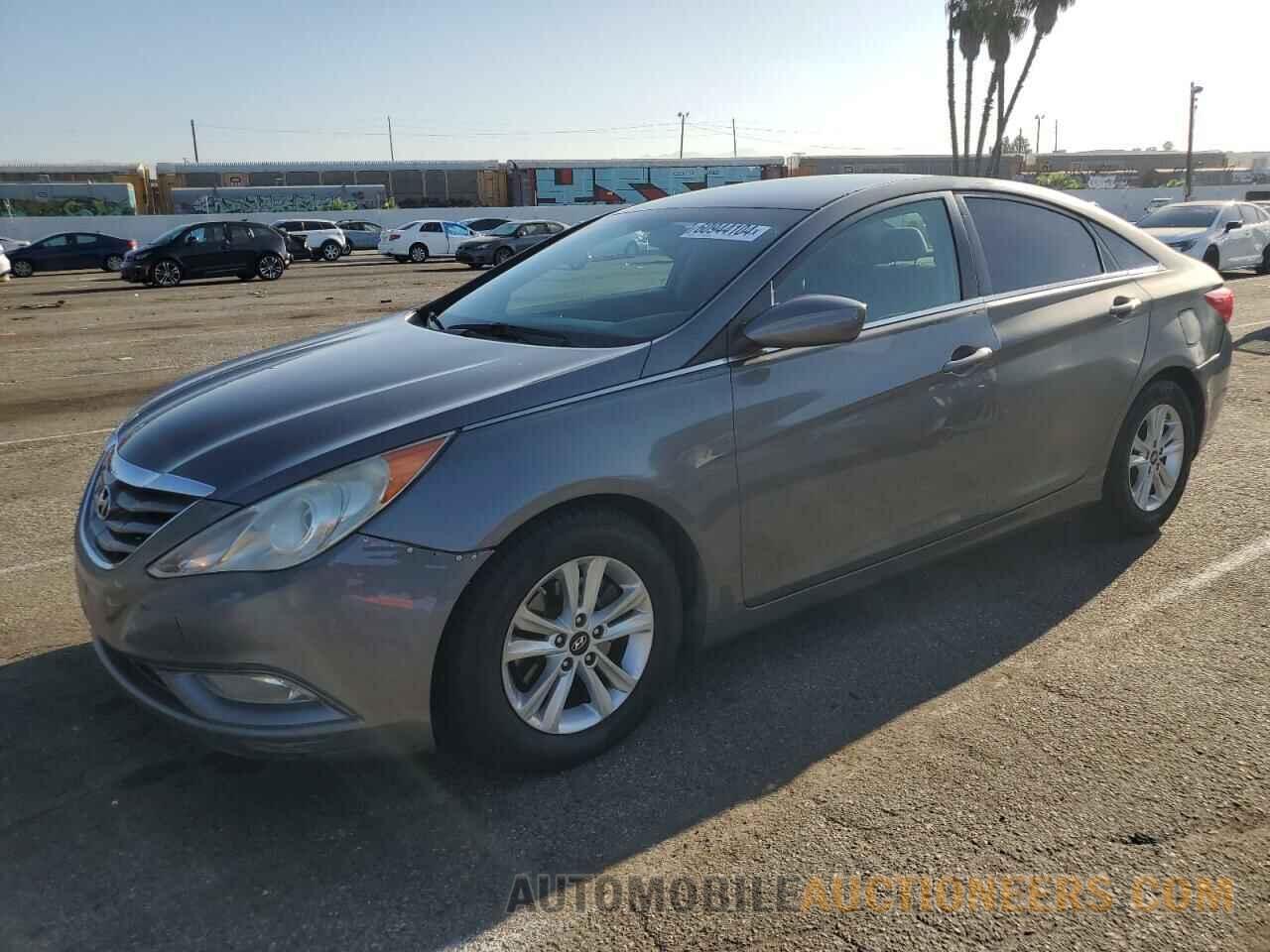 5NPEB4AC2DH618140 HYUNDAI SONATA 2013