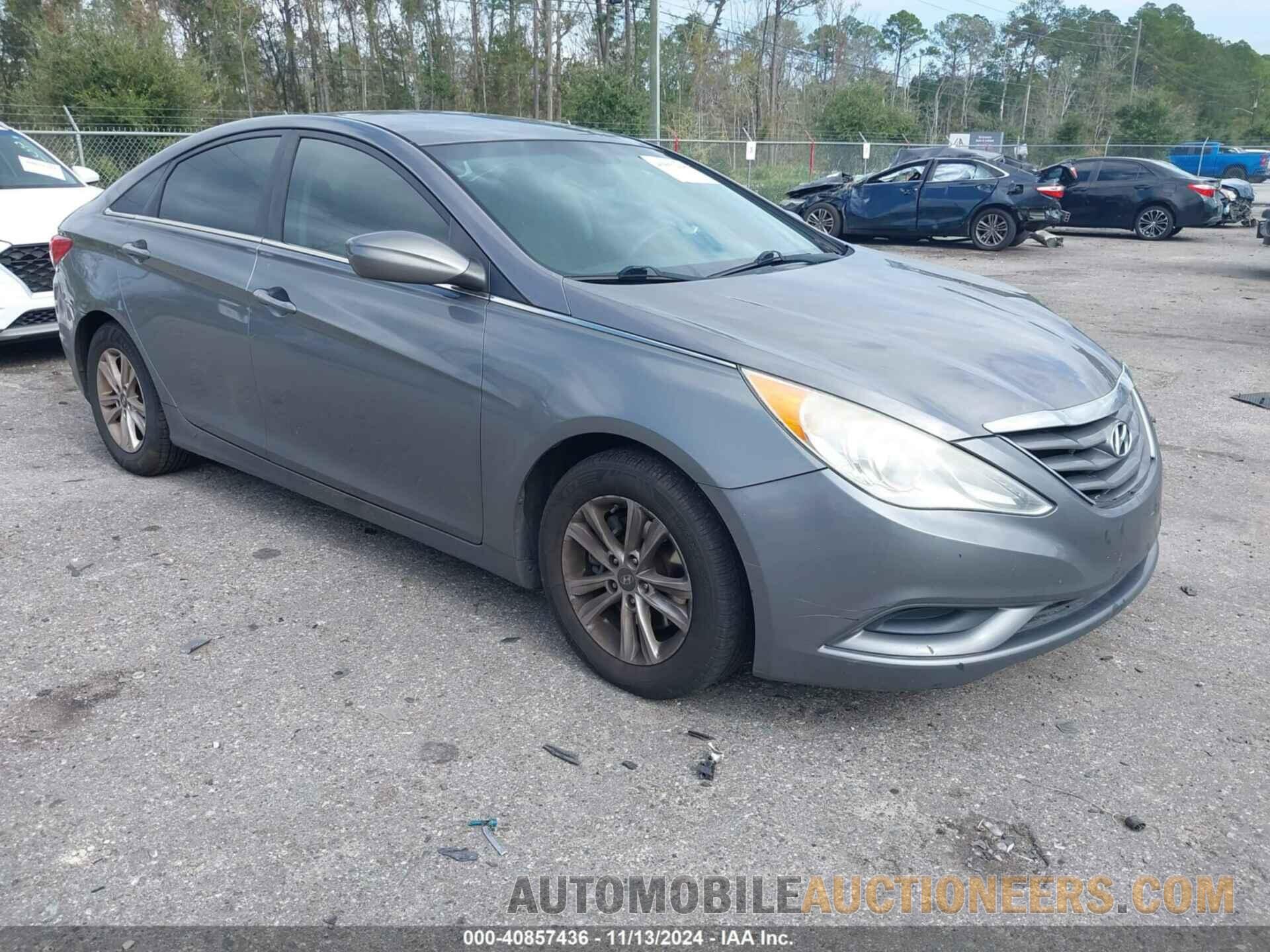 5NPEB4AC2DH712776 HYUNDAI SONATA 2013