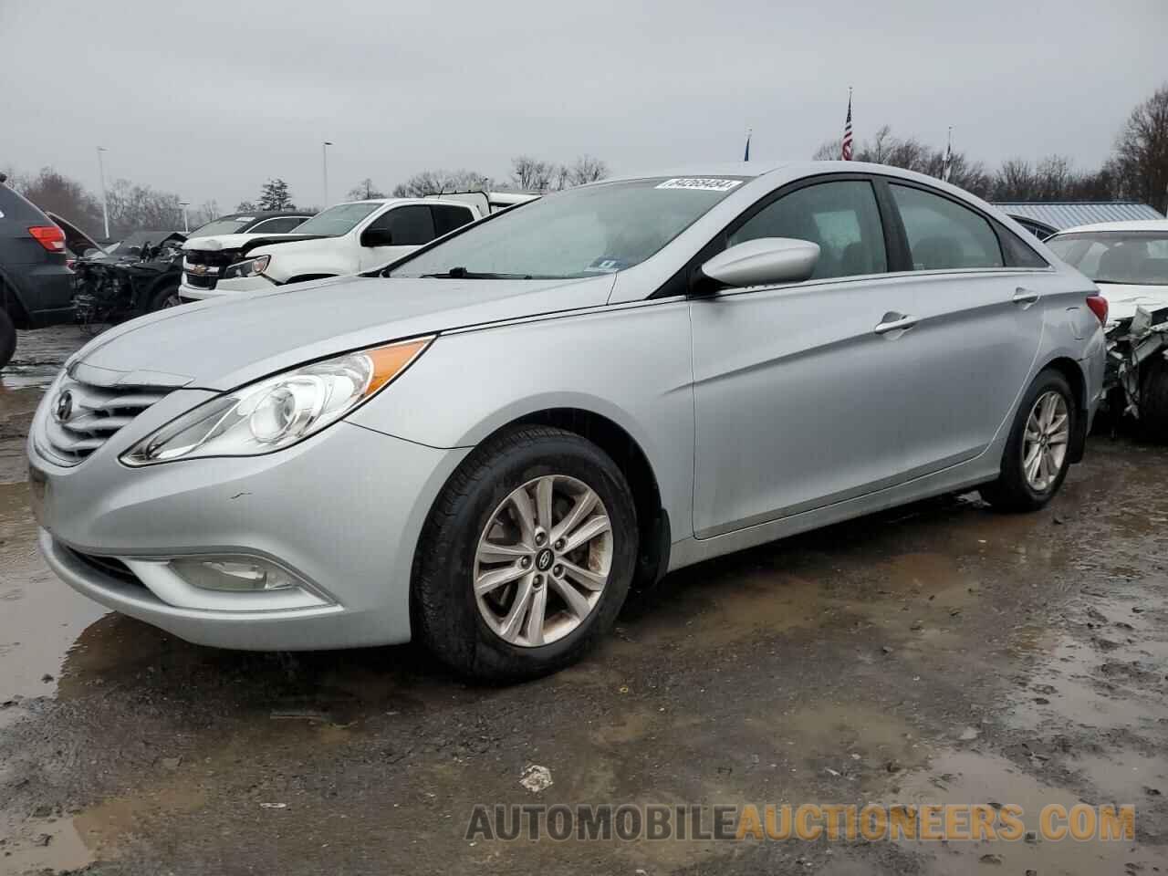 5NPEB4AC2DH800758 HYUNDAI SONATA 2013