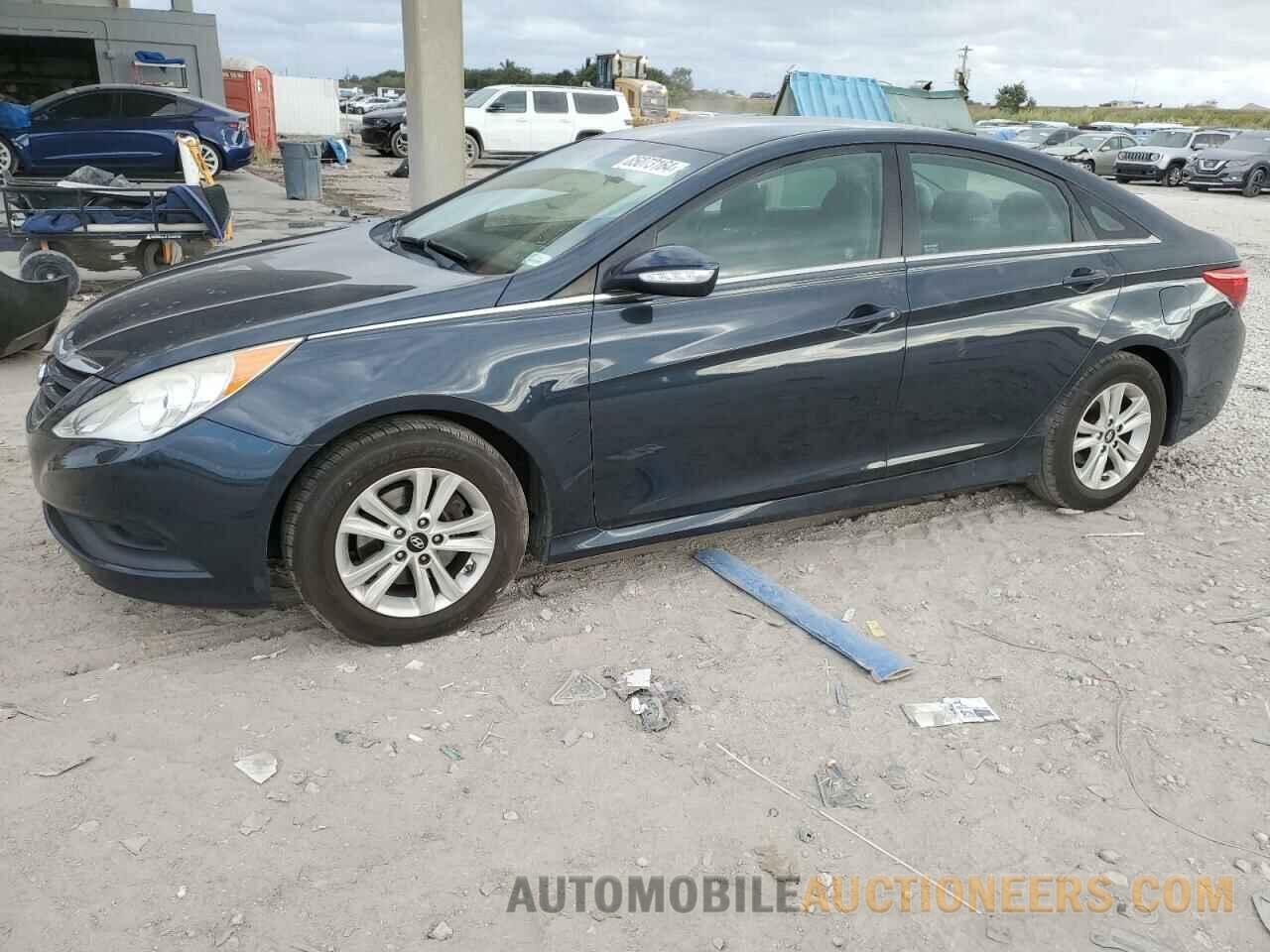 5NPEB4AC2EH872464 HYUNDAI SONATA 2014