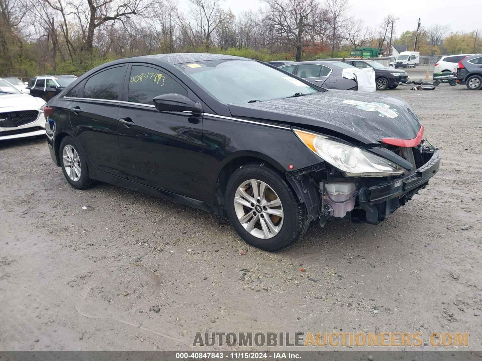 5NPEB4AC2EH884081 HYUNDAI SONATA 2014