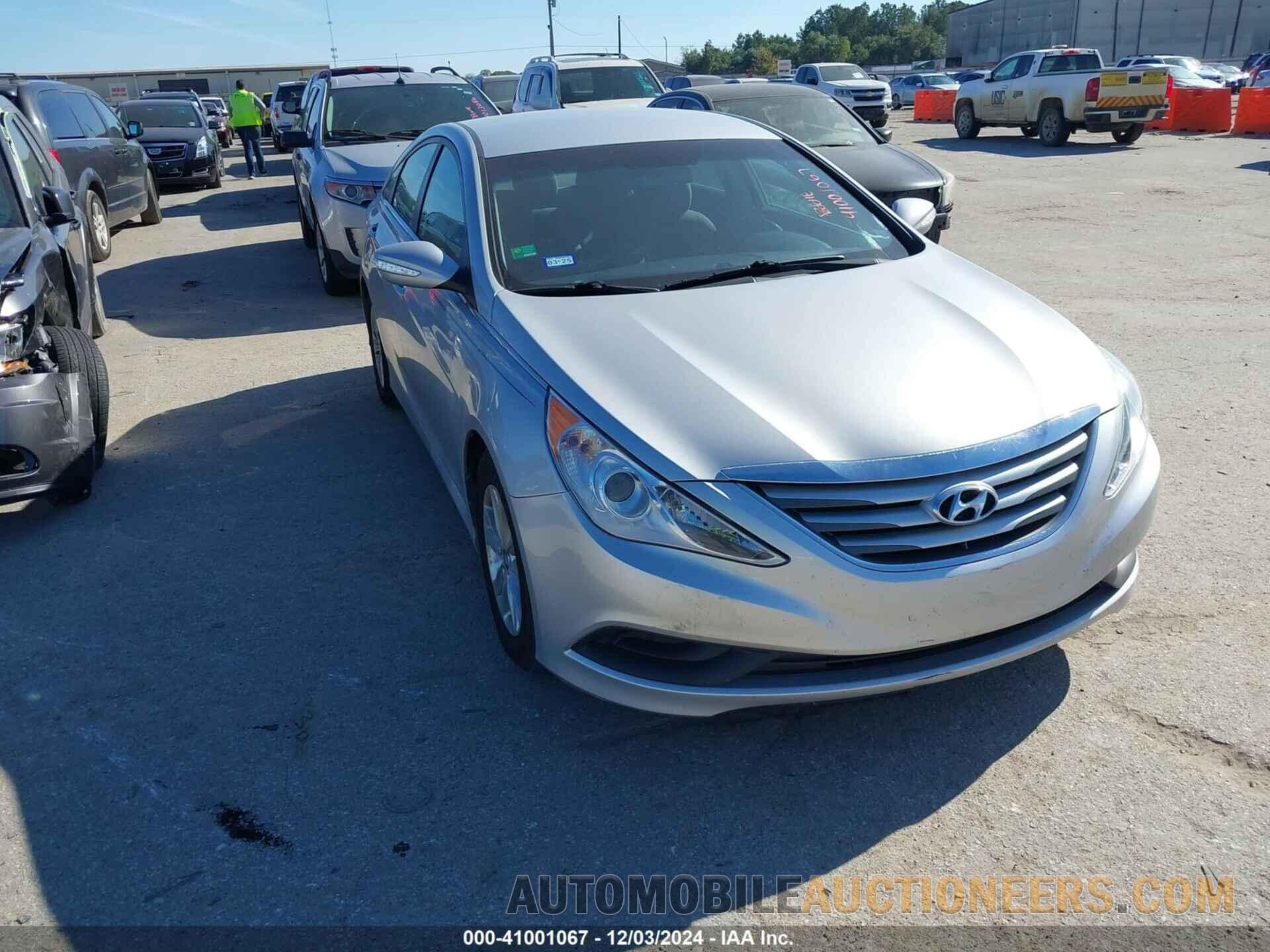 5NPEB4AC2EH935501 HYUNDAI SONATA 2014