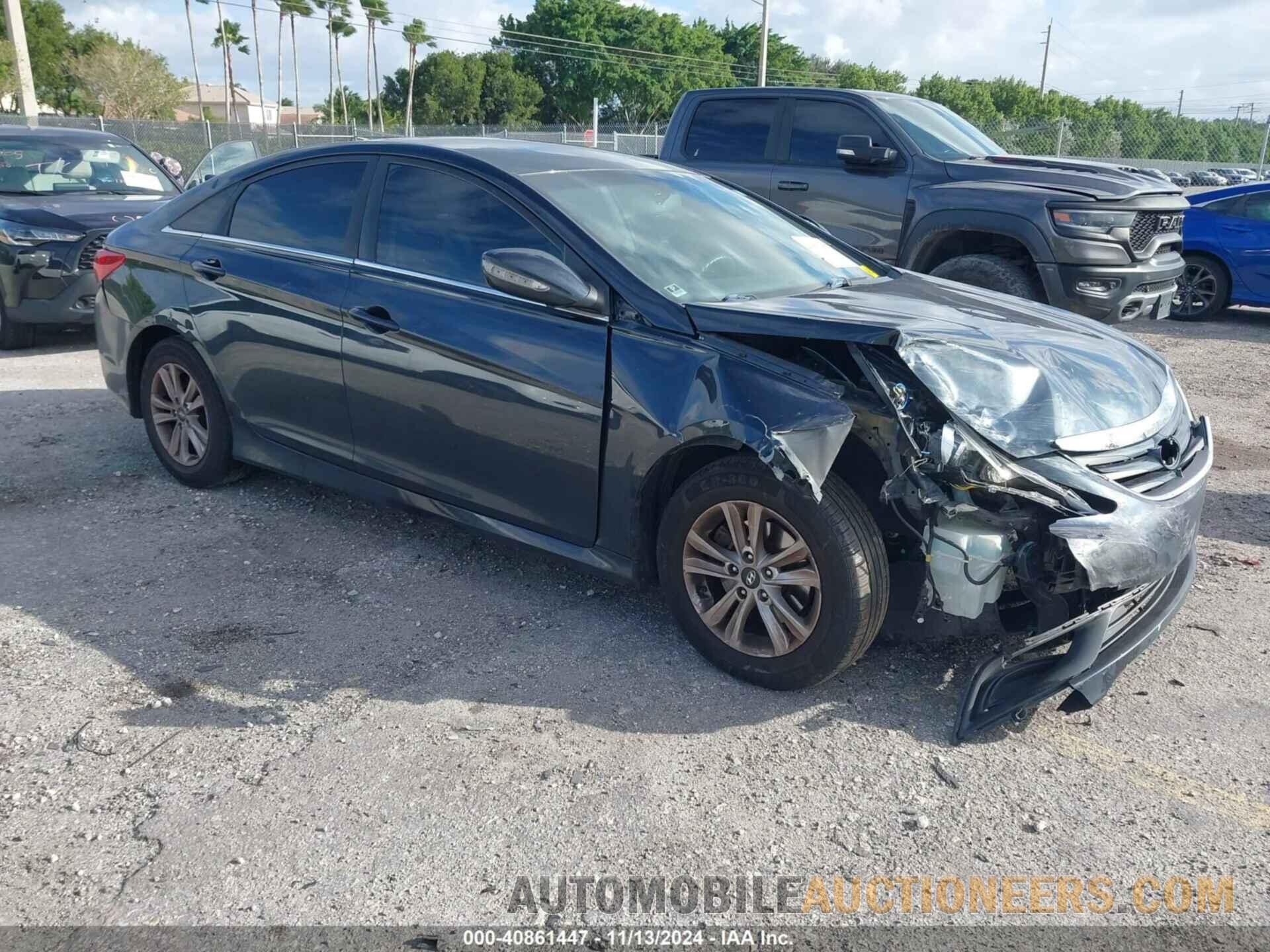 5NPEB4AC2EH936096 HYUNDAI SONATA 2014