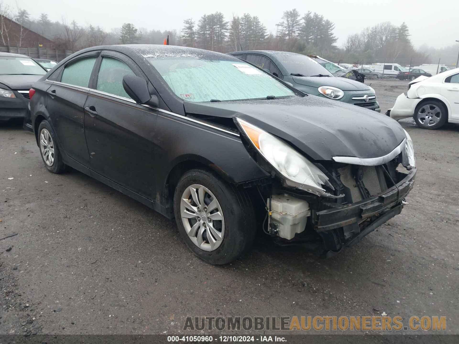 5NPEB4AC3BH018756 HYUNDAI SONATA 2011