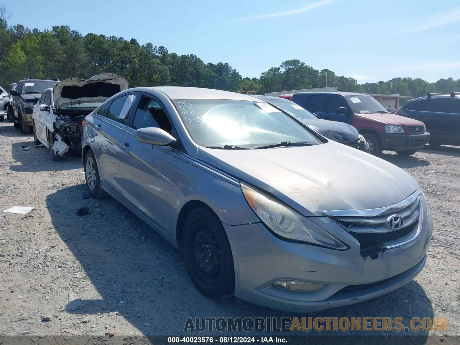 5NPEB4AC3BH020958 HYUNDAI SONATA 2011