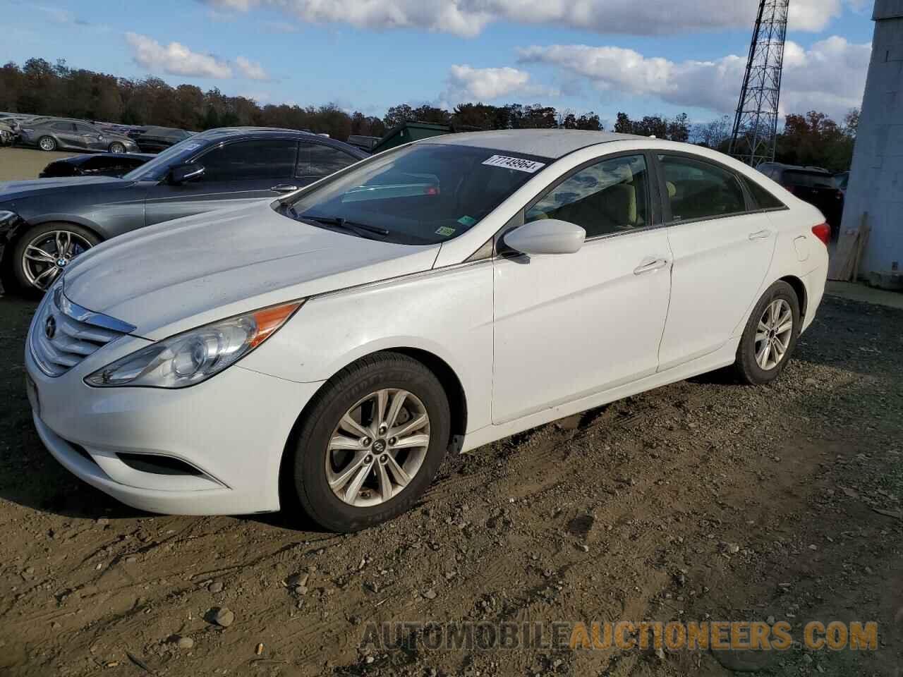 5NPEB4AC3BH036416 HYUNDAI SONATA 2011