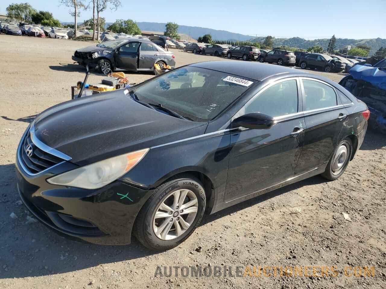 5NPEB4AC3BH054642 HYUNDAI SONATA 2011