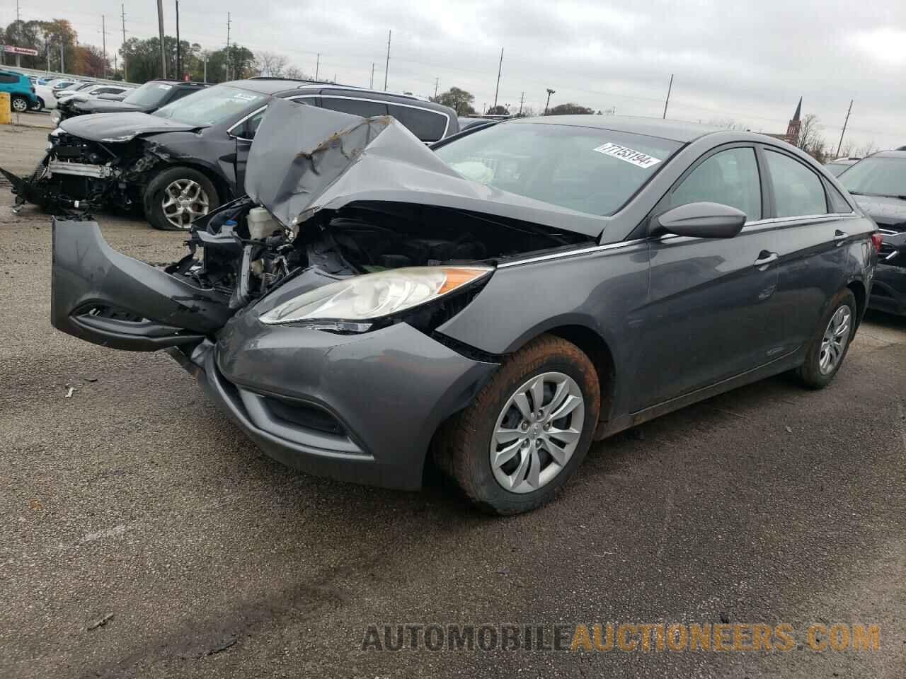 5NPEB4AC3BH179236 HYUNDAI SONATA 2011