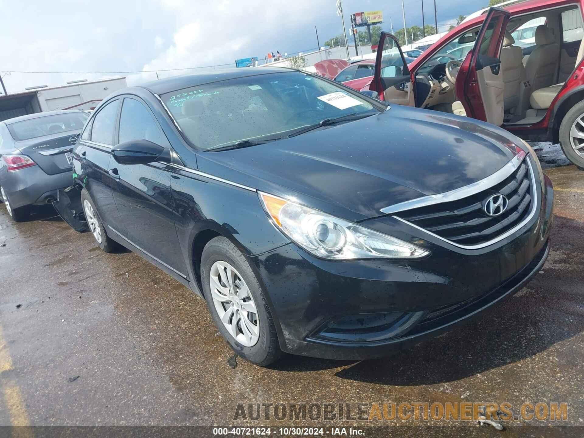 5NPEB4AC3BH188504 HYUNDAI SONATA 2011