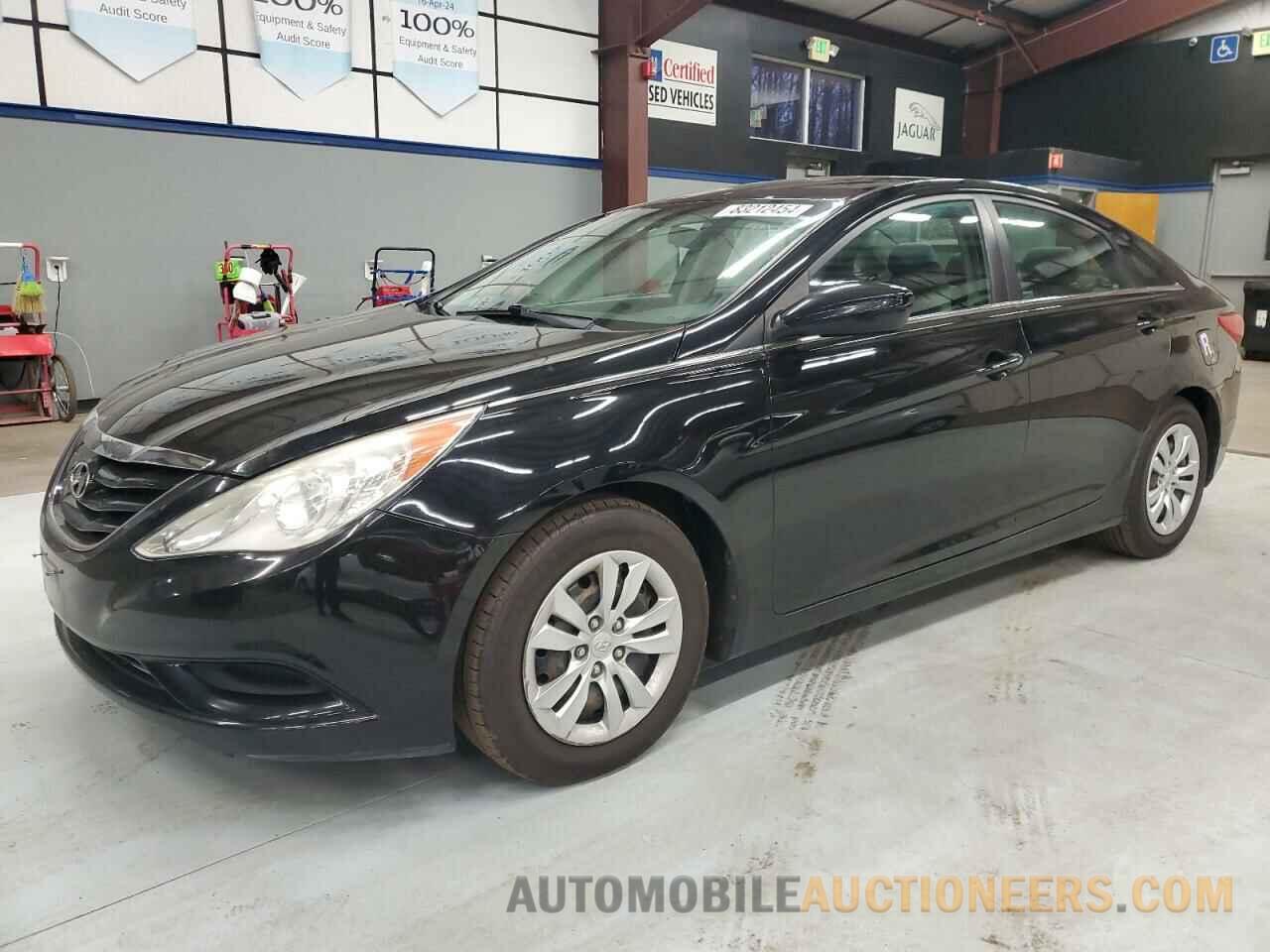 5NPEB4AC3BH239600 HYUNDAI SONATA 2011