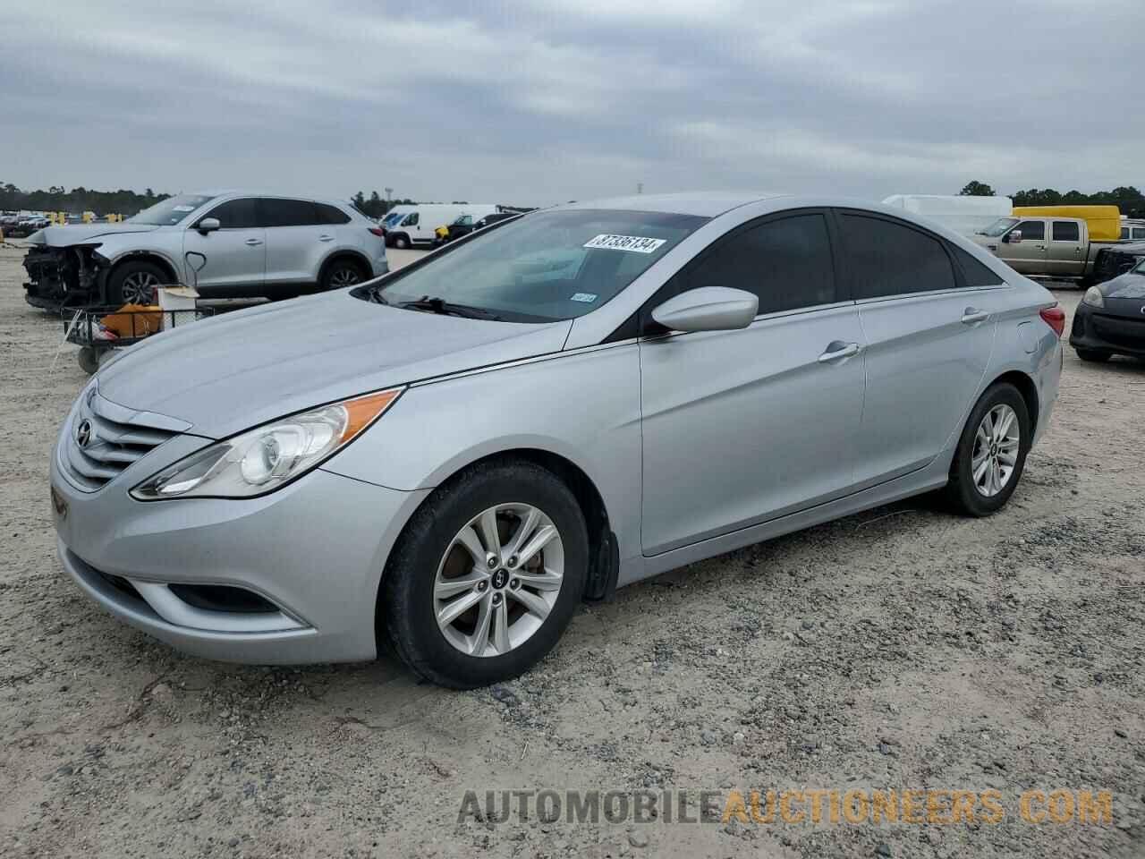 5NPEB4AC3CH482454 HYUNDAI SONATA 2012