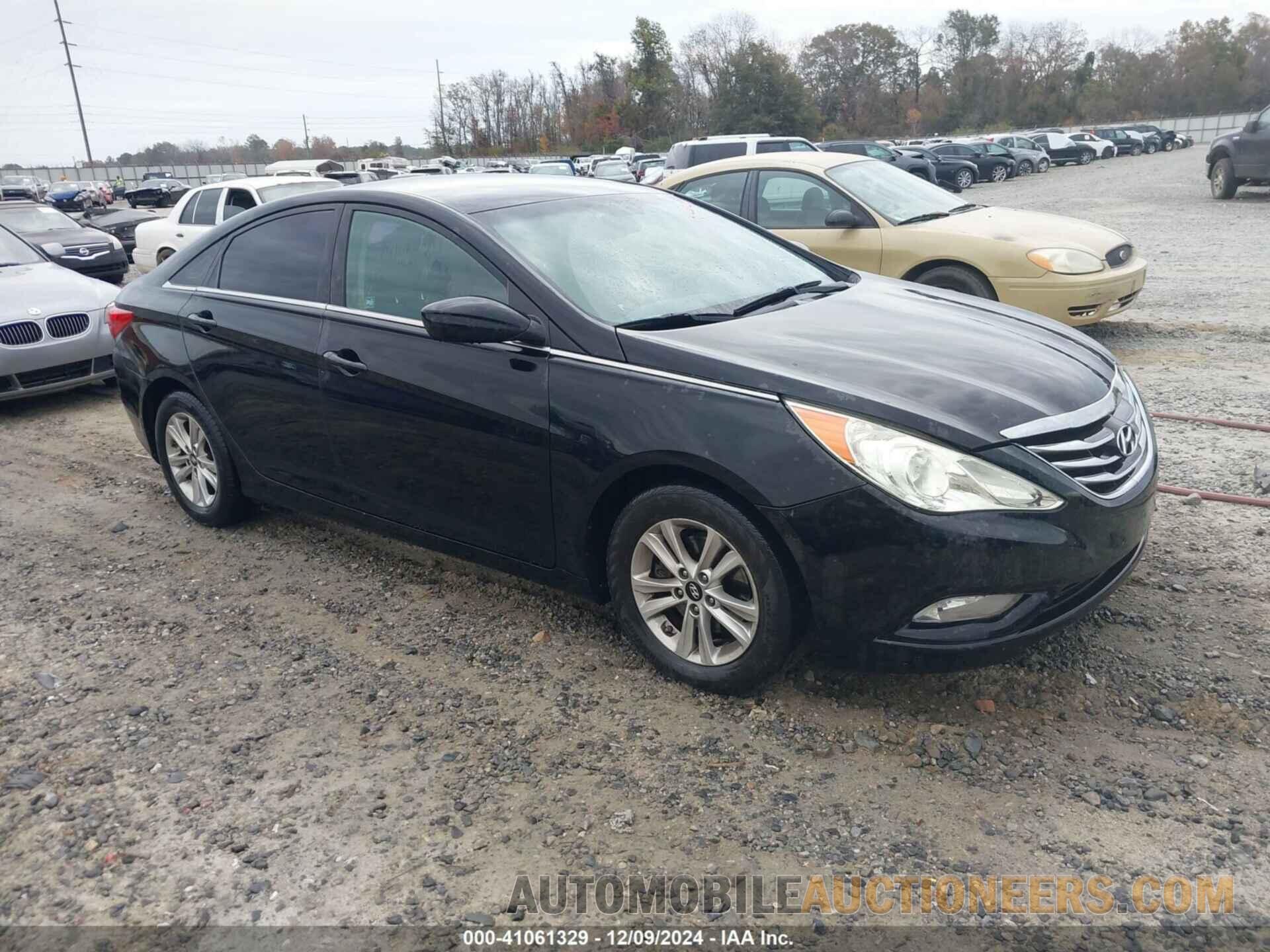 5NPEB4AC3DH571376 HYUNDAI SONATA 2013