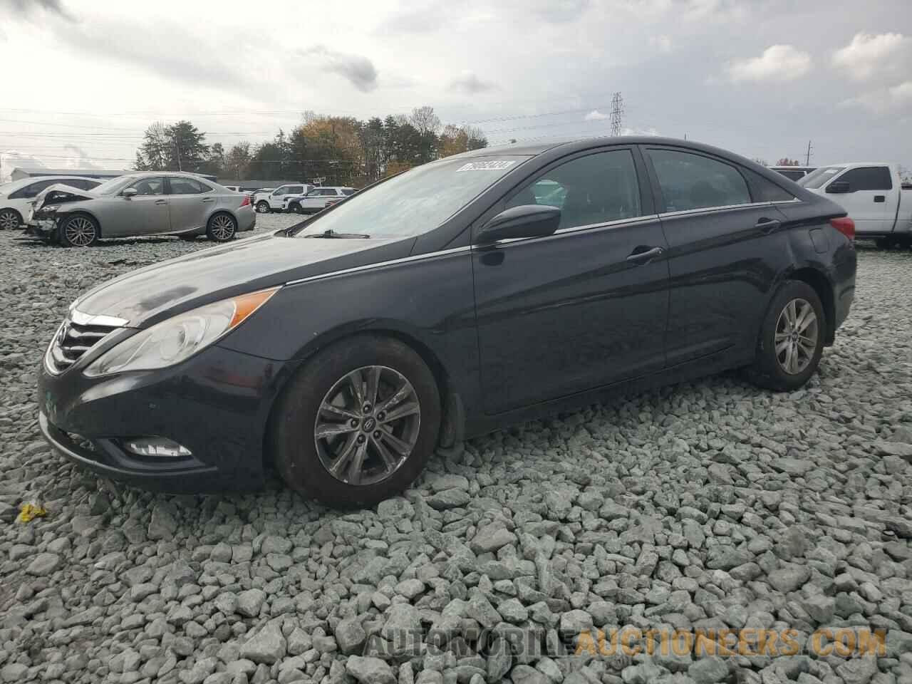 5NPEB4AC3DH582281 HYUNDAI SONATA 2013