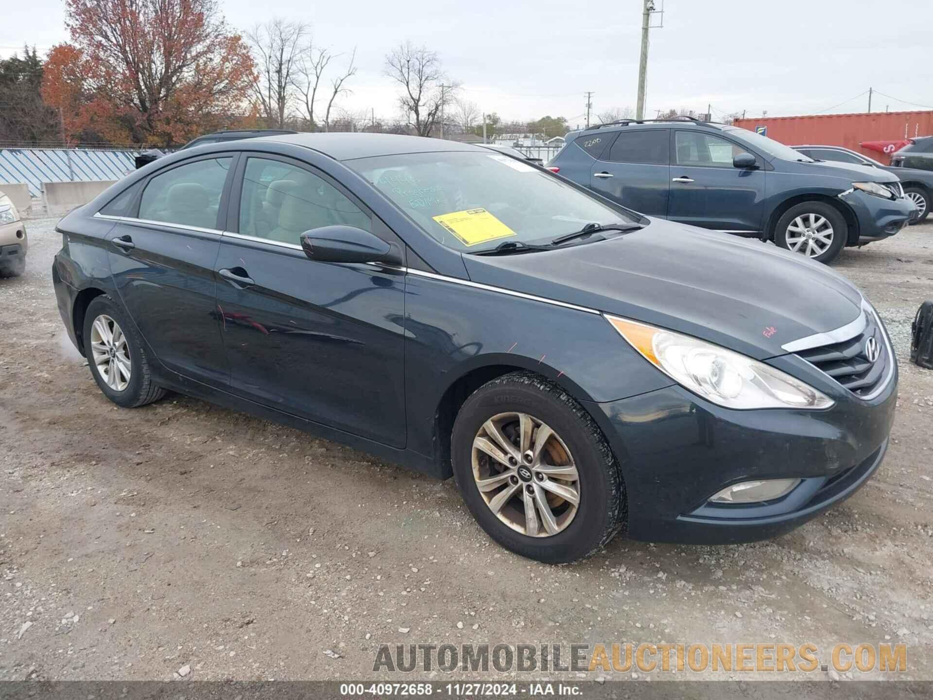 5NPEB4AC3DH667279 HYUNDAI SONATA 2013