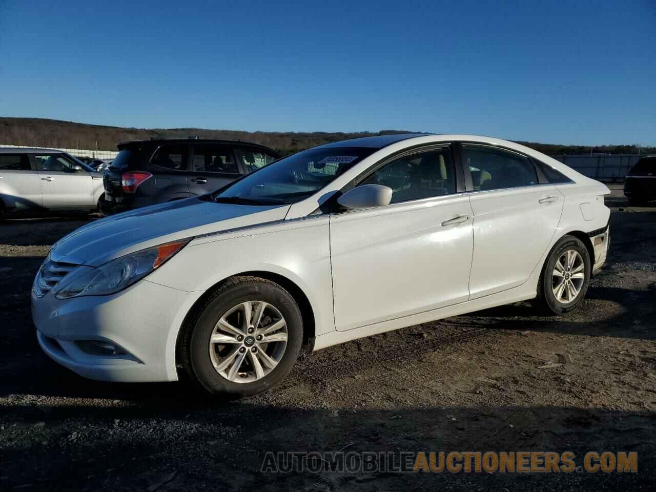 5NPEB4AC3DH681733 HYUNDAI SONATA 2013