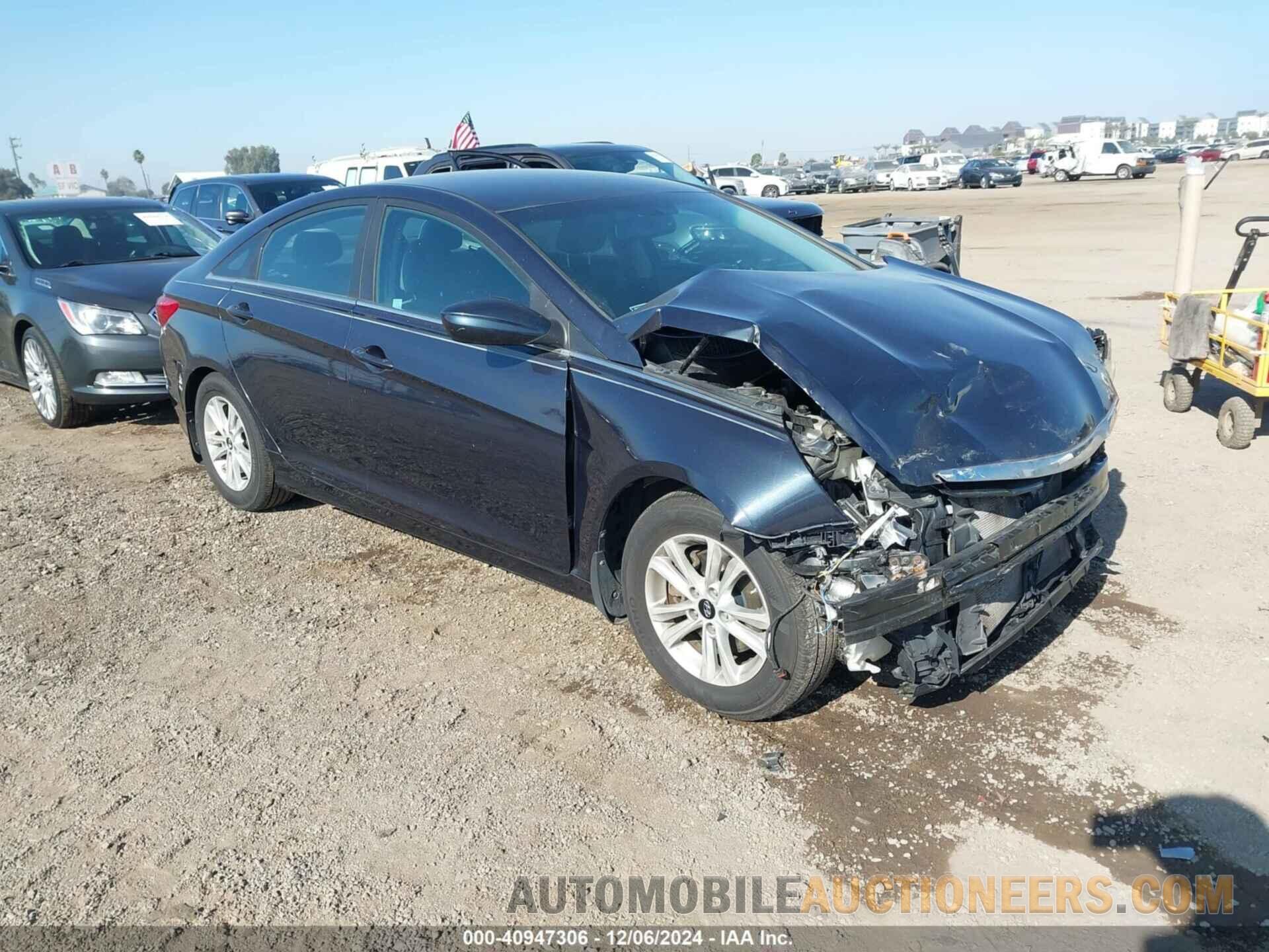 5NPEB4AC3DH684549 HYUNDAI SONATA 2013