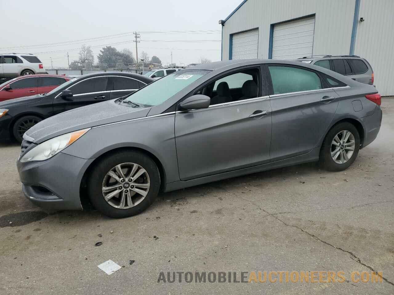 5NPEB4AC3DH697236 HYUNDAI SONATA 2013