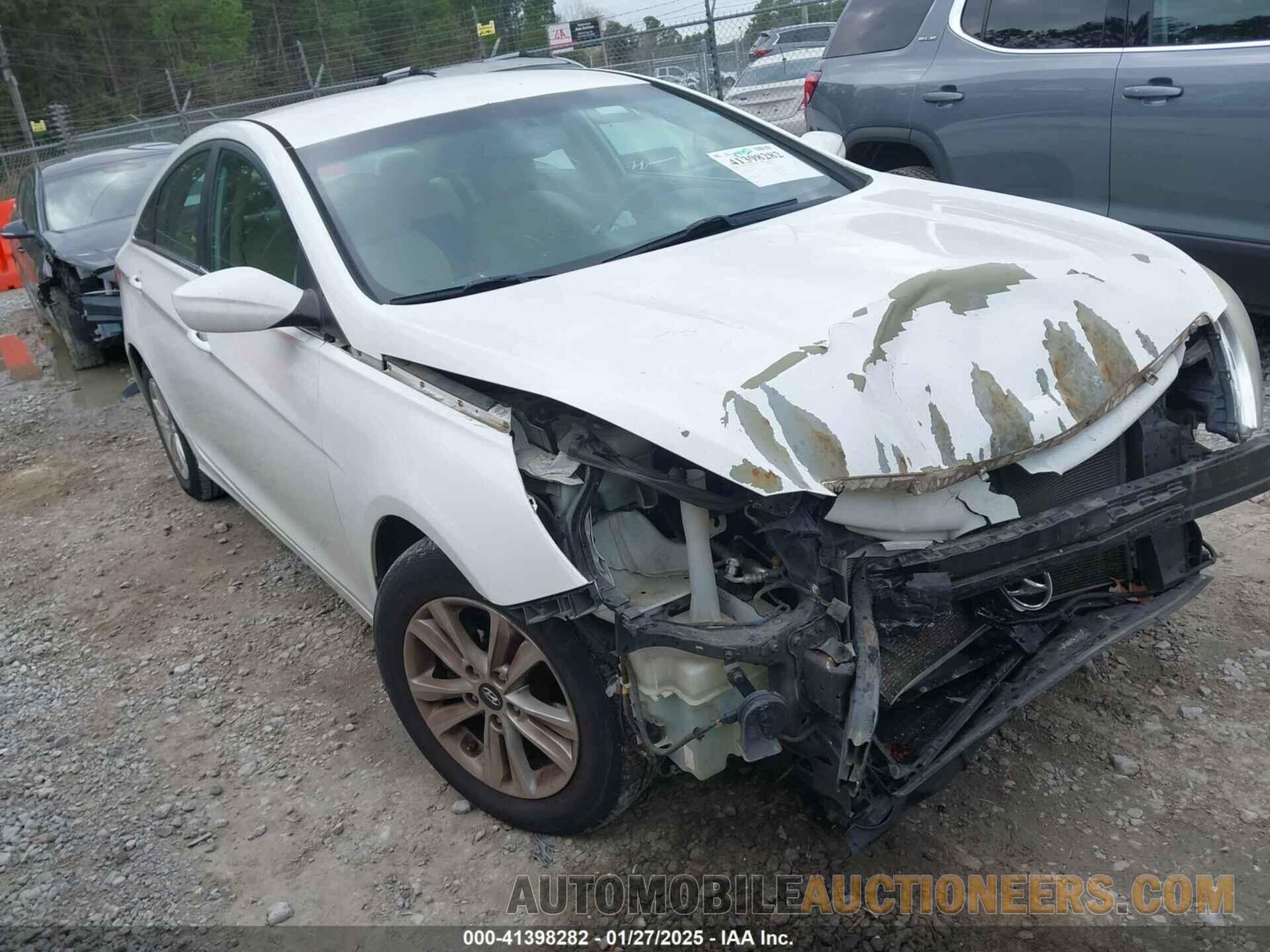 5NPEB4AC3DH729005 HYUNDAI SONATA 2013