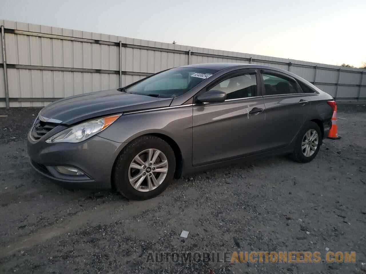 5NPEB4AC3DH776437 HYUNDAI SONATA 2013