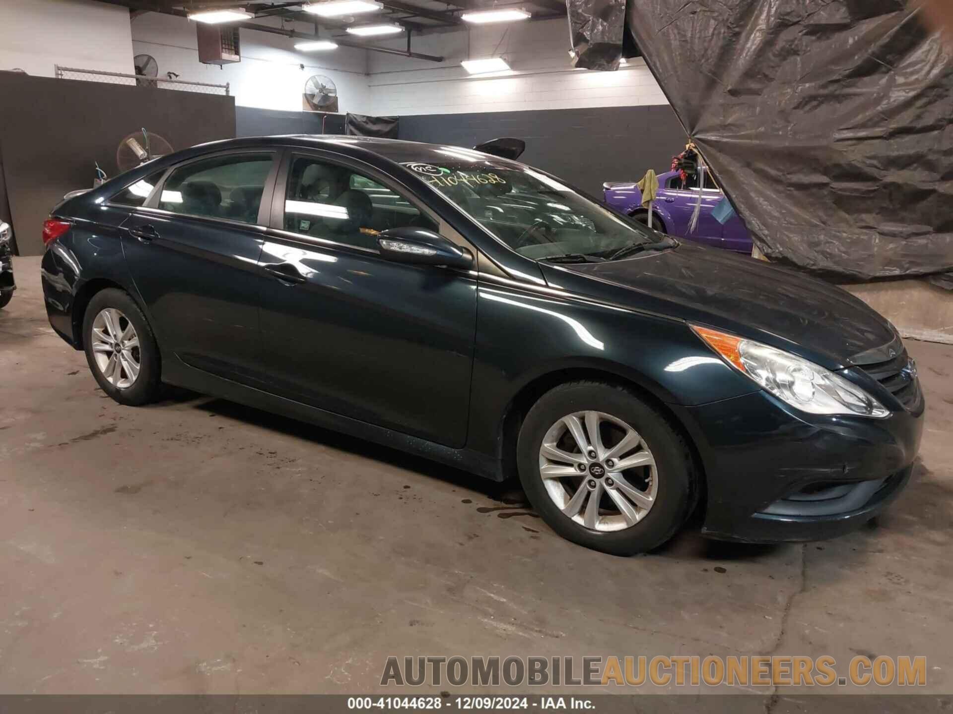 5NPEB4AC3EH844088 HYUNDAI SONATA 2014