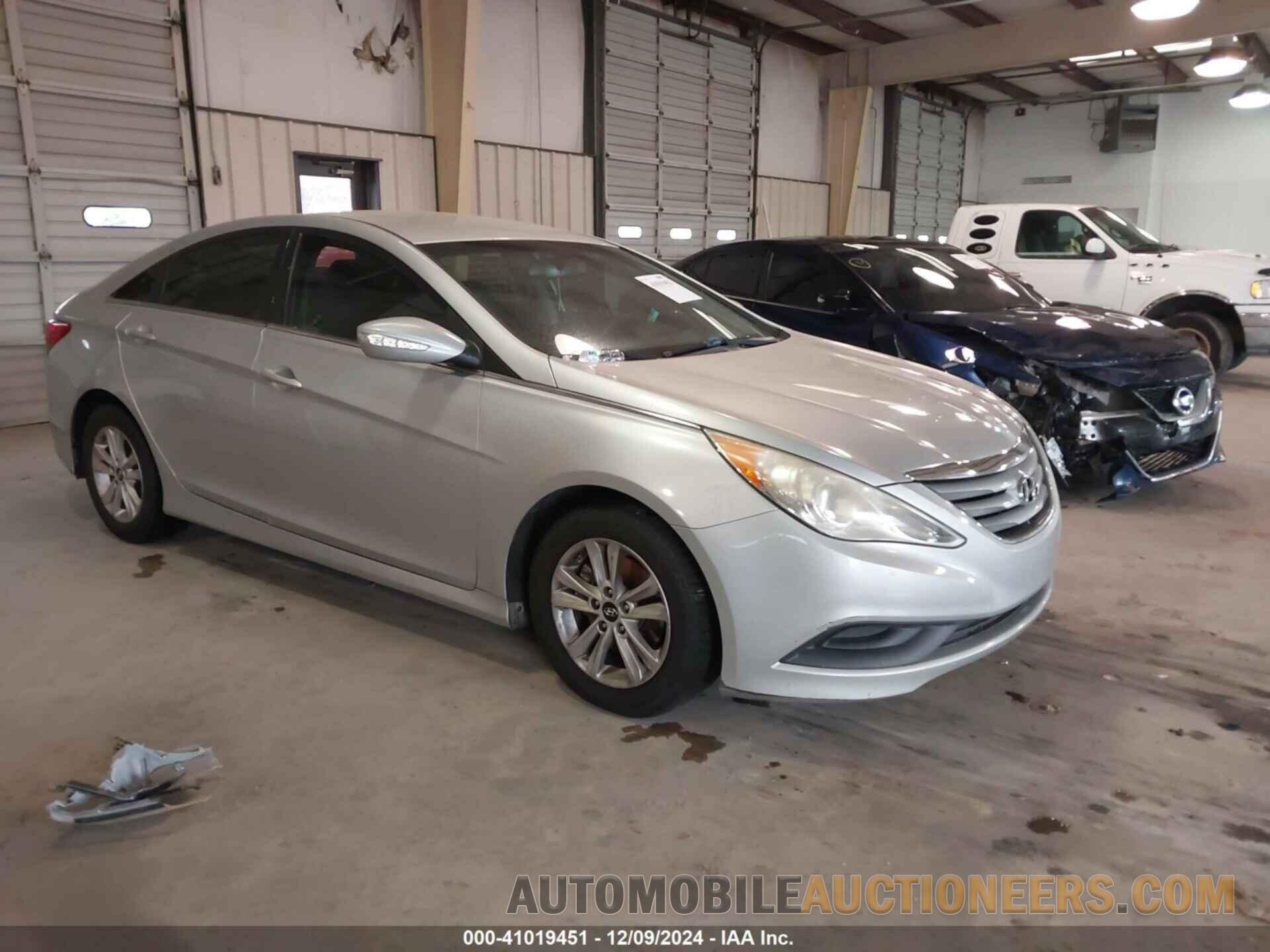 5NPEB4AC3EH855012 HYUNDAI SONATA 2014