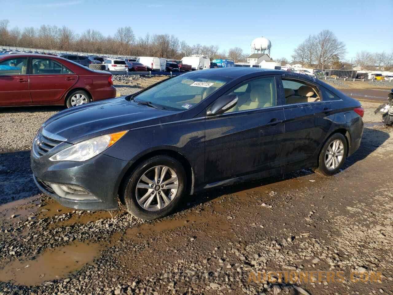 5NPEB4AC3EH894487 HYUNDAI SONATA 2014